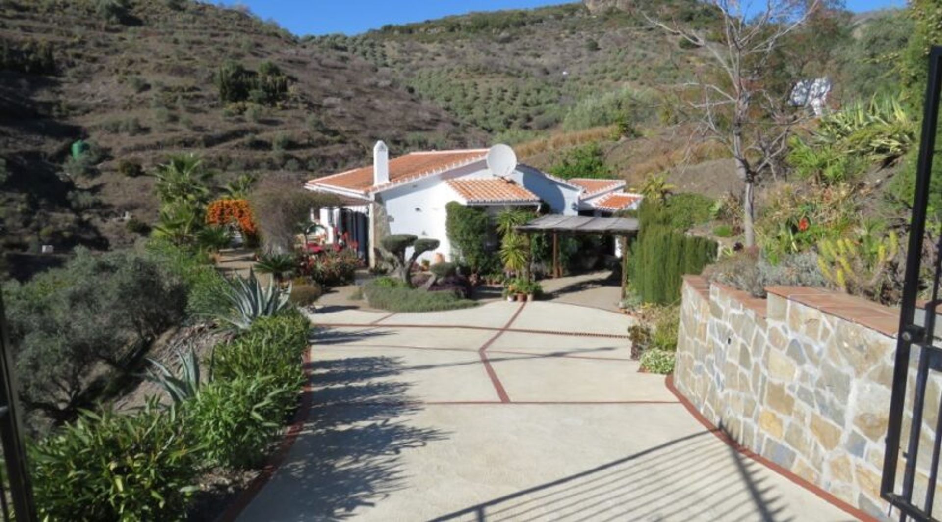 Casa nel Canillas de Albaida, Andalusia 10119096