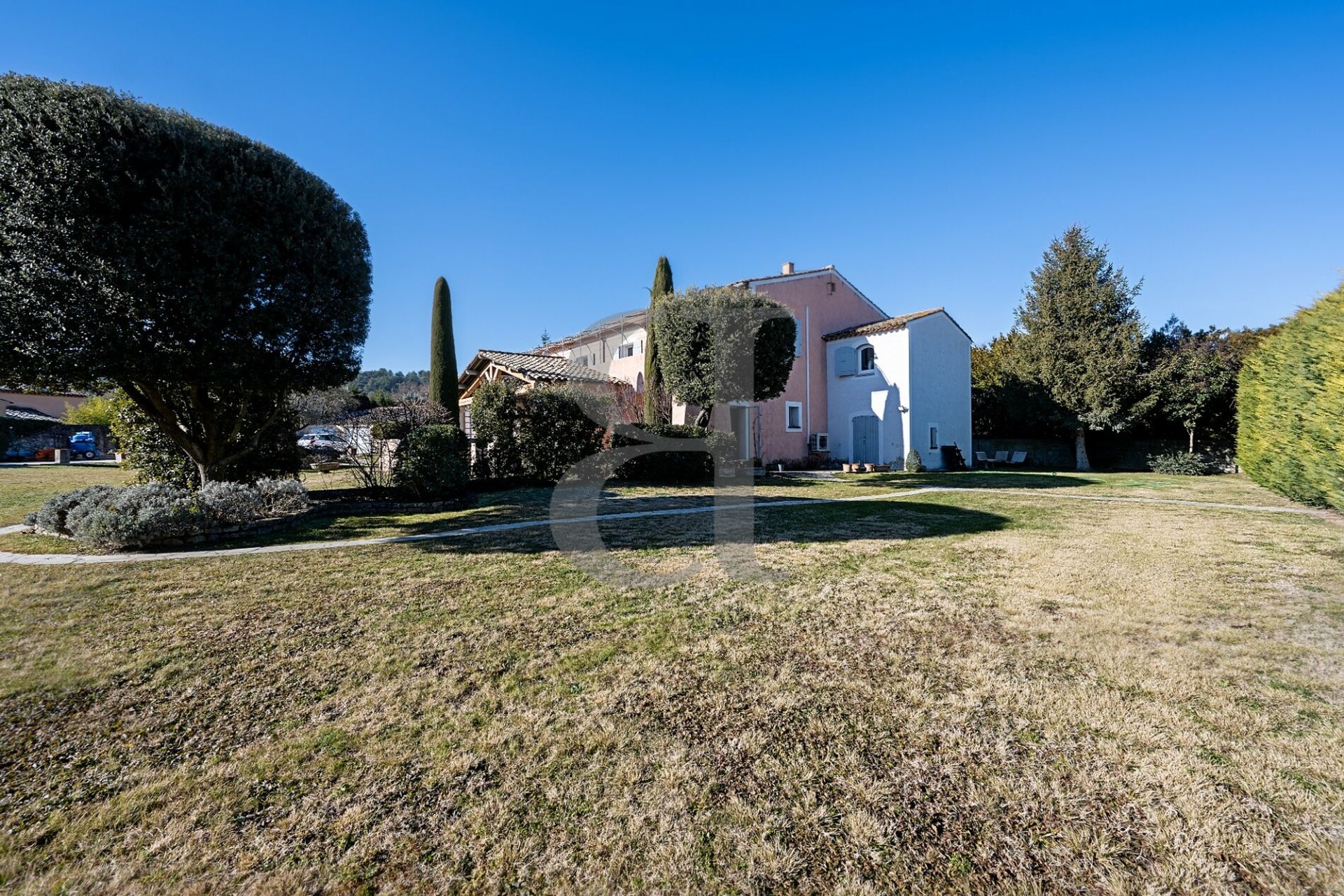 집 에 Ménerbes, Provence-Alpes-Côte d'Azur 10119404