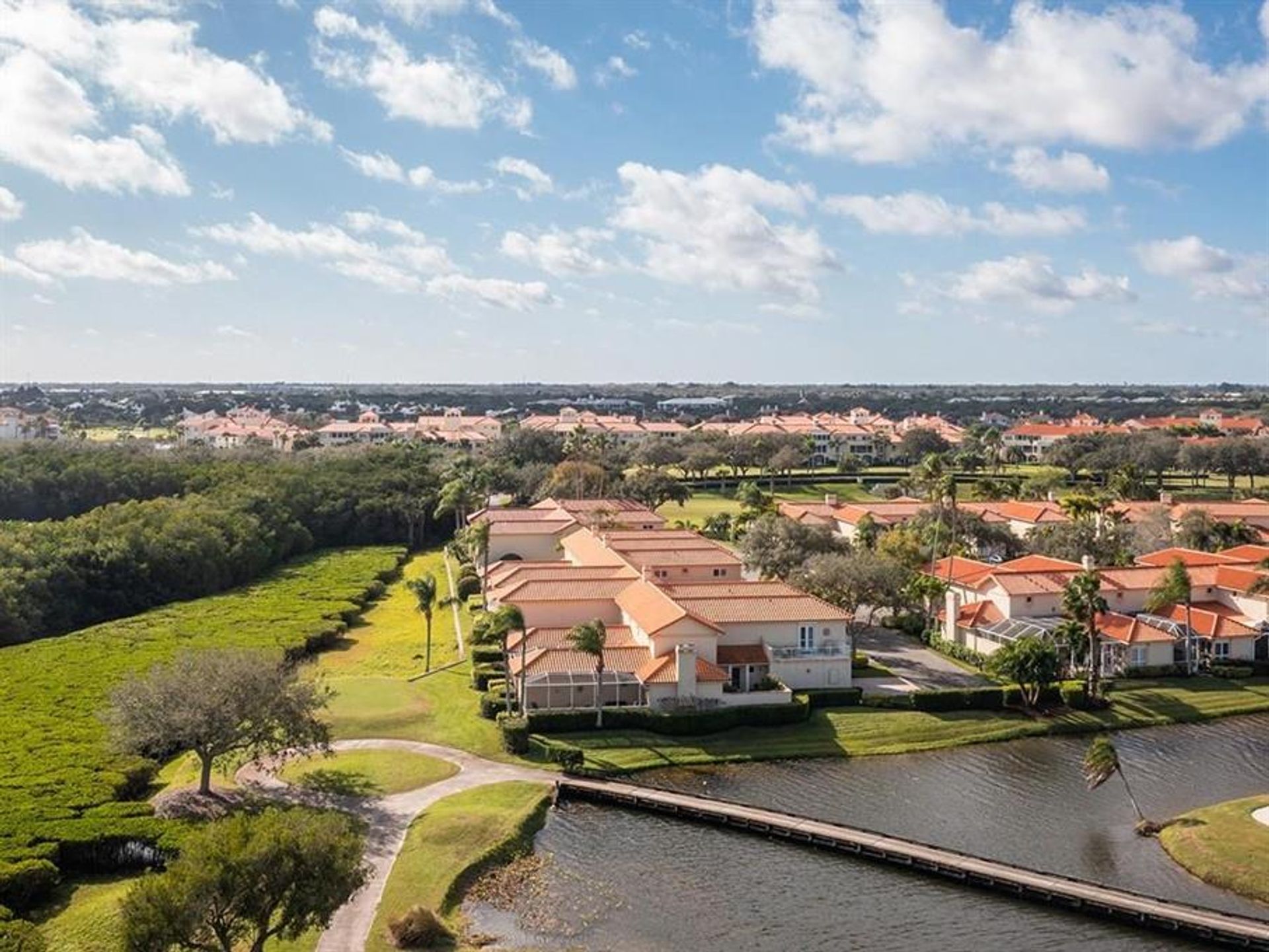 House in Vero Beach, Florida 10119492