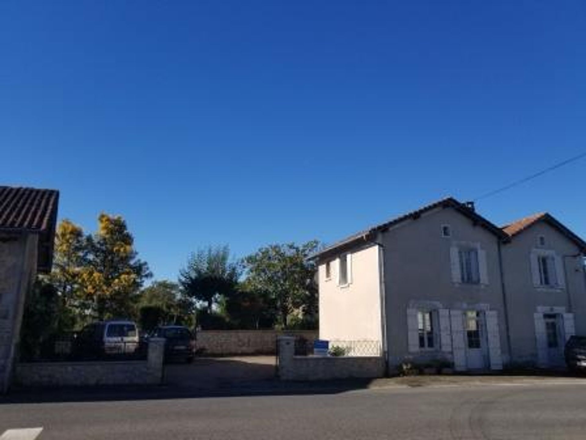 casa en Massignac, Nouvelle-Aquitaine 10120539