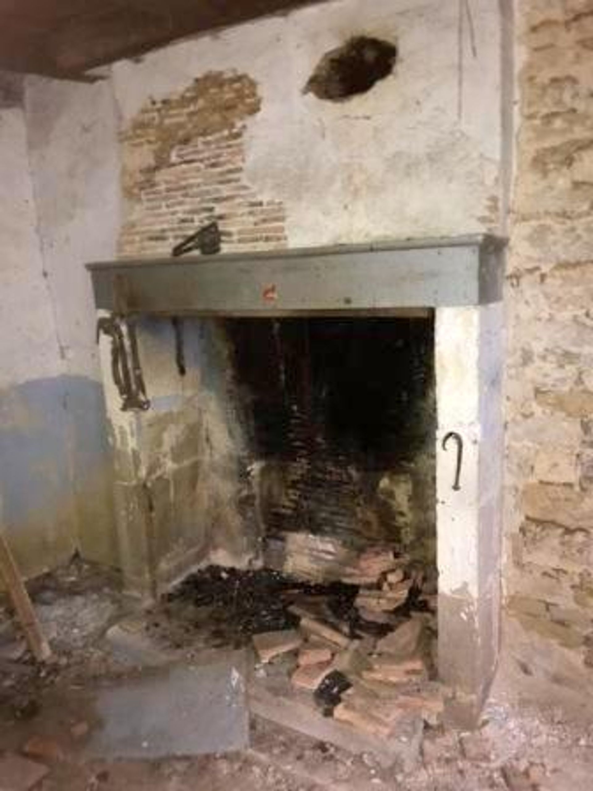 Hus i Saint-Claud, Nouvelle-Aquitaine 10120543