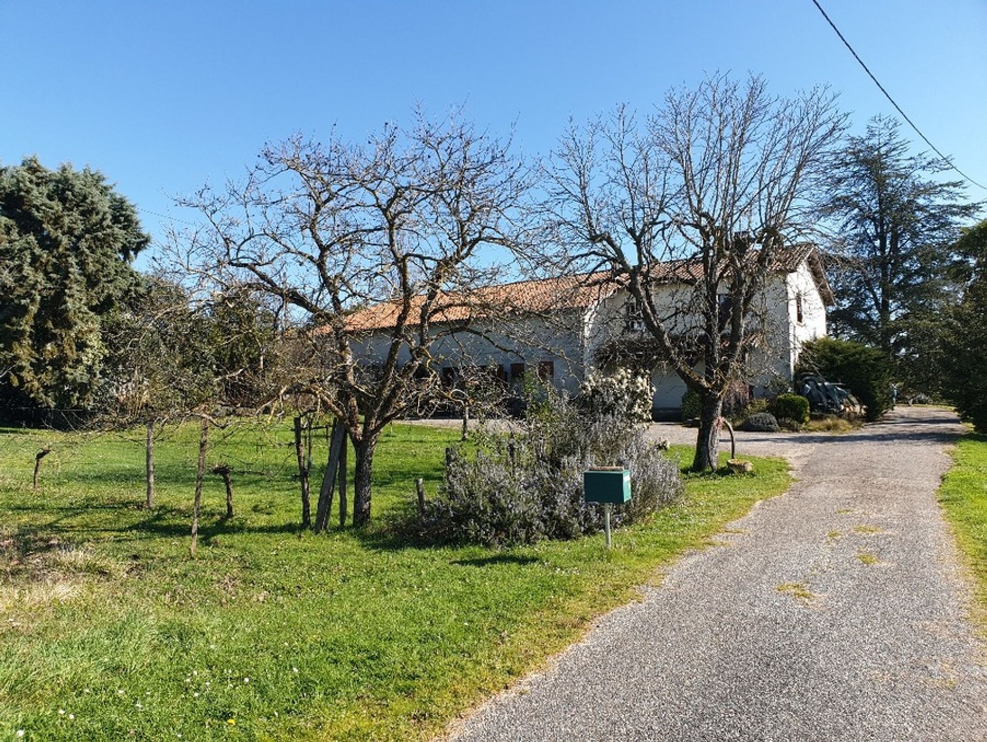 House in Bourgougnague, Nouvelle-Aquitaine 10120671