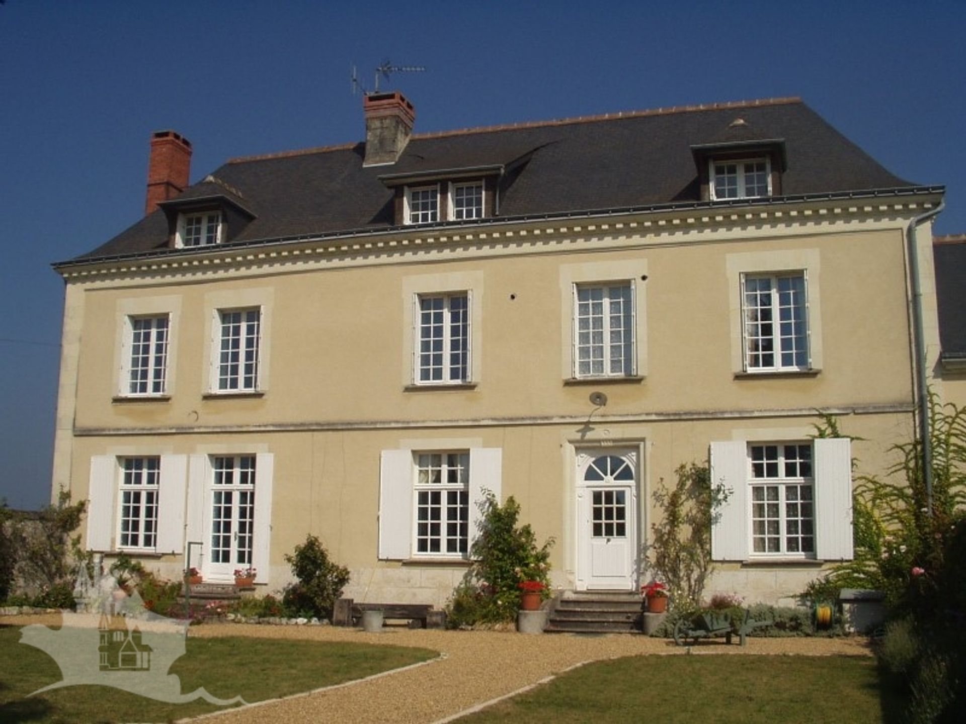 casa no Bourgueil, Centre-Val de Loire 10120721