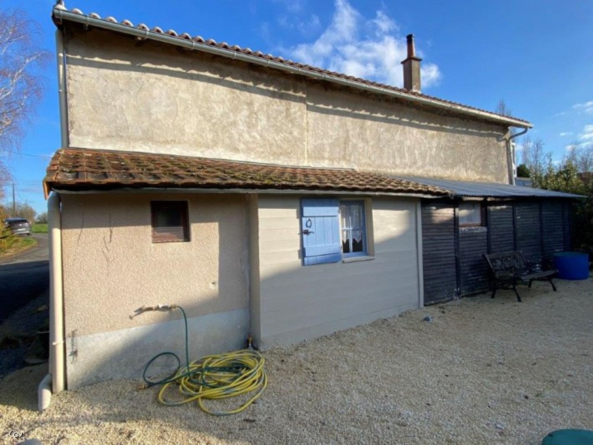 Condominium in Lizant, Nouvelle-Aquitaine 10120733