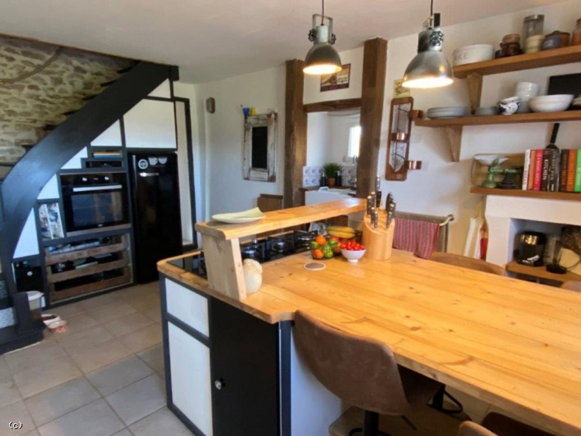 Condominium in Lizant, Nouvelle-Aquitaine 10120733