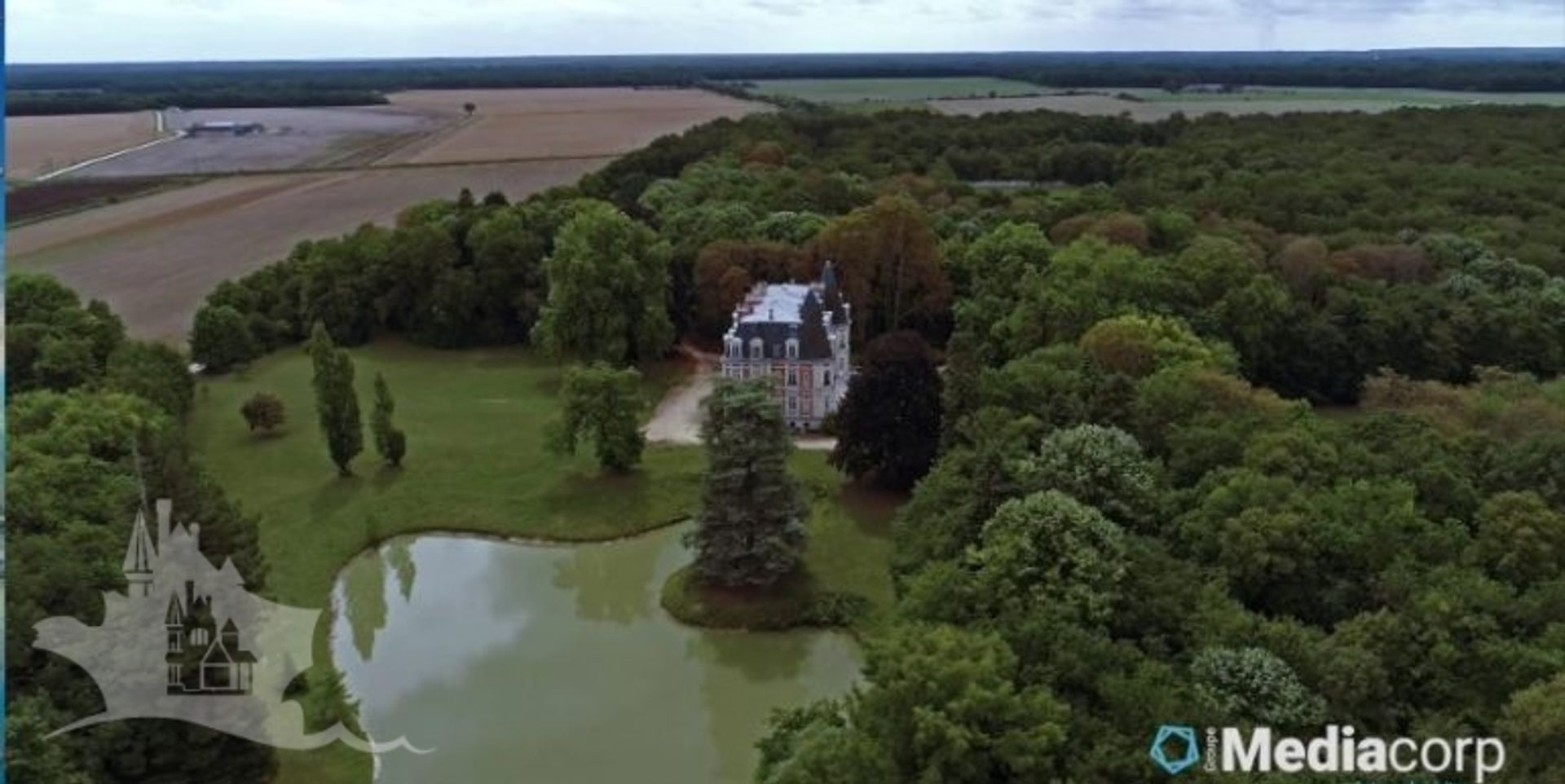 آخر في Tours, Centre-Val de Loire 10120737