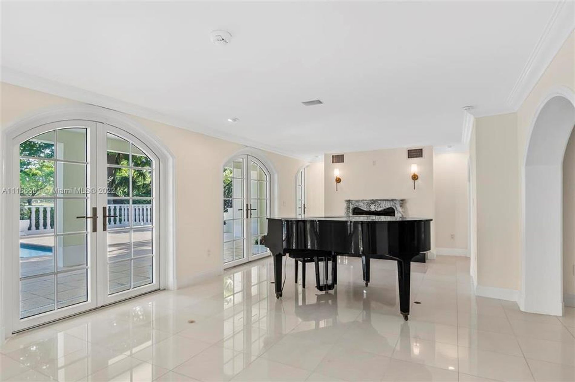 Condominium in Coral Gables, Florida 10121031