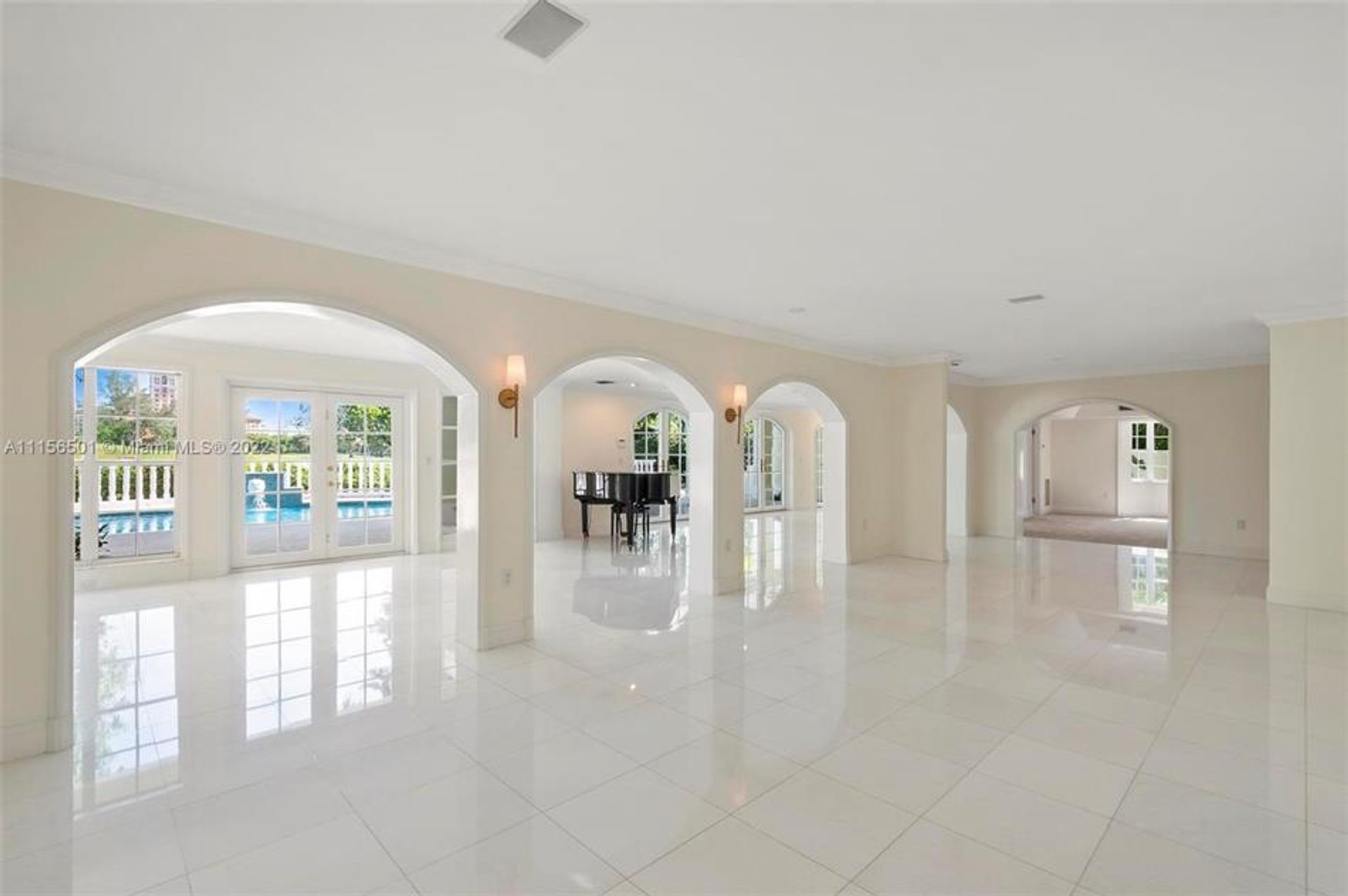 Condominium in Coral Gables, Florida 10121031