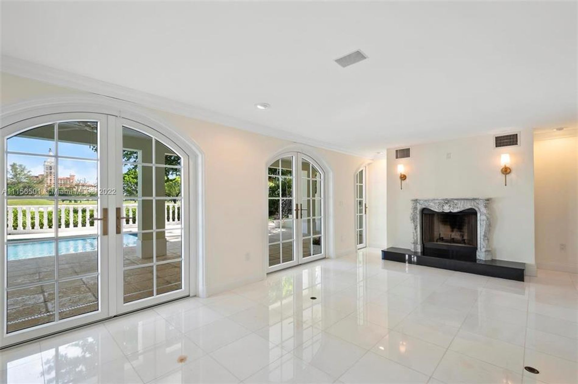 Condominium in Coral Gables, Florida 10121031