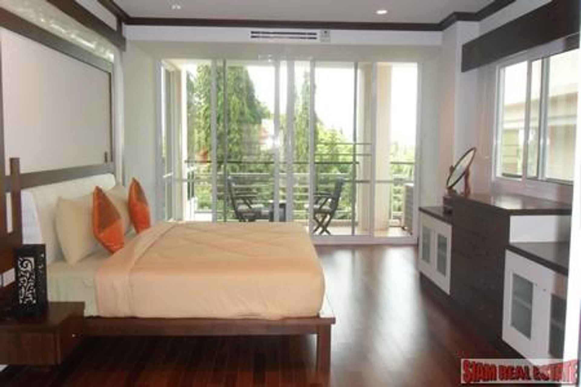 Condominio en Ban Karon, Phuket 10121235