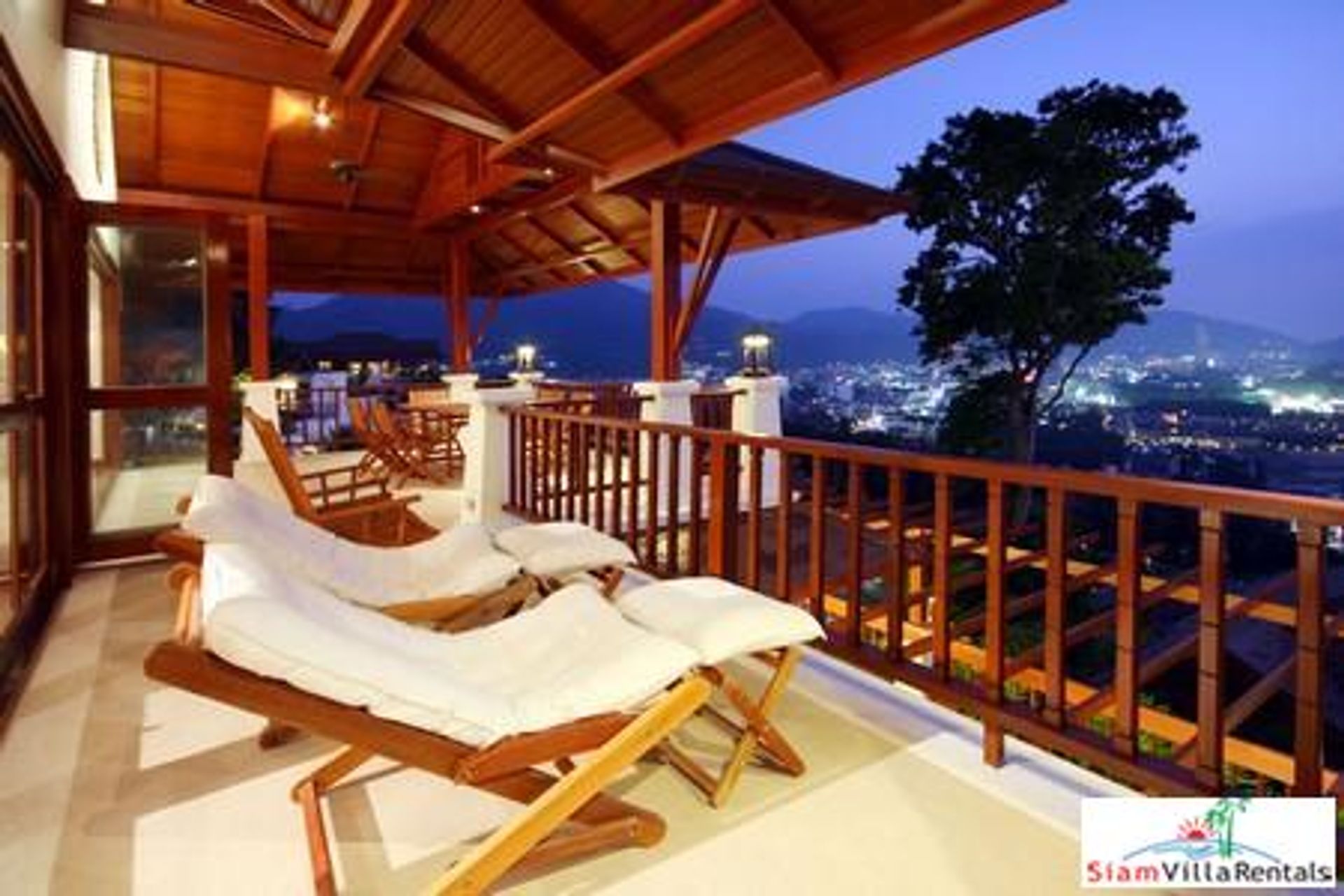 Hus i Tambon Patong, Chang Wat Phuket 10121249