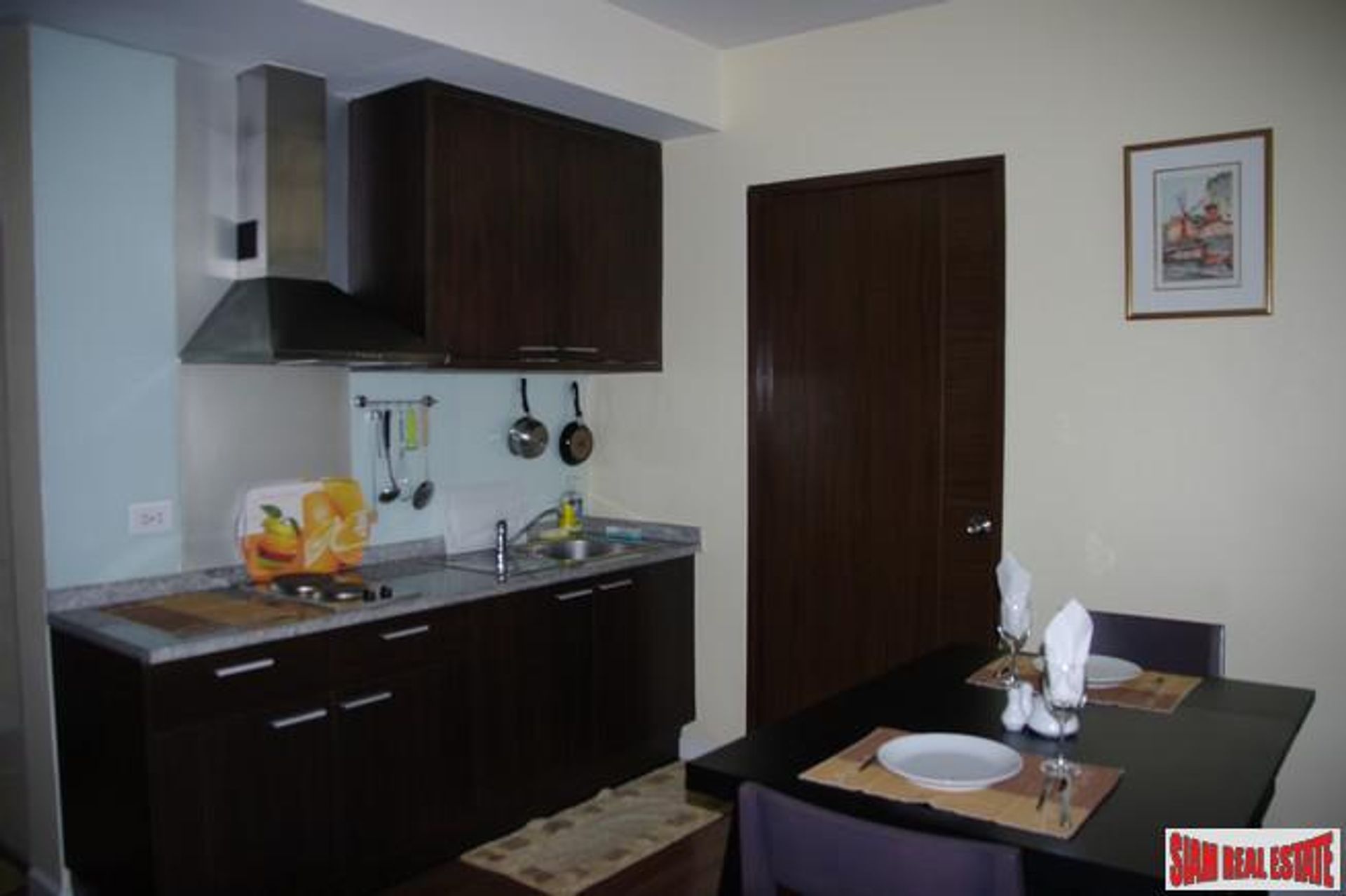 Condominium in , Krung Thep Maha Nakhon 10121279