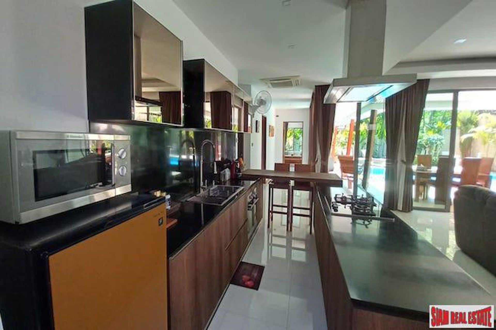 House in Tambon Rawai, Chang Wat Phuket 10121315