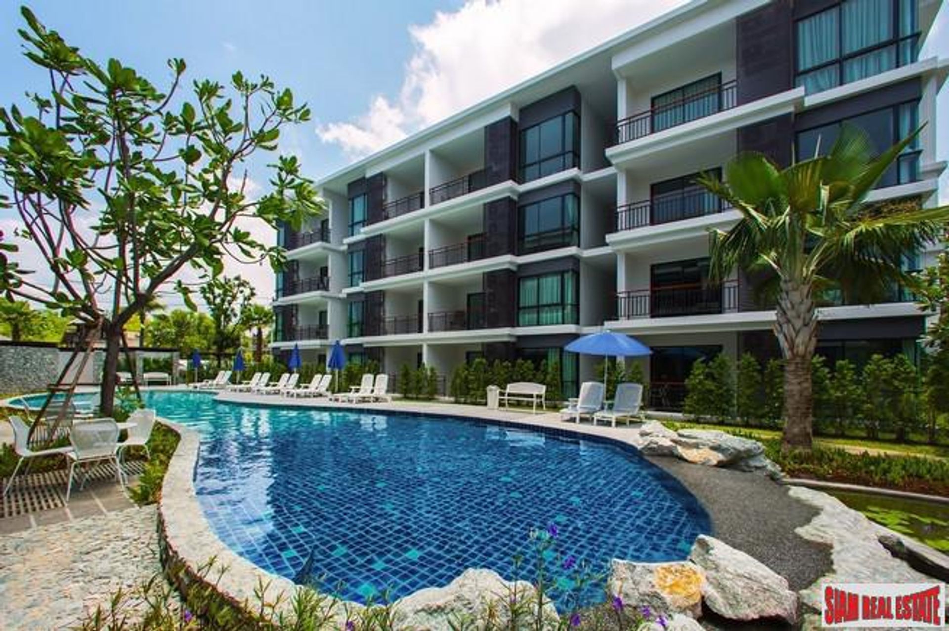 Condominium dans Rawai, Phuket 10121341