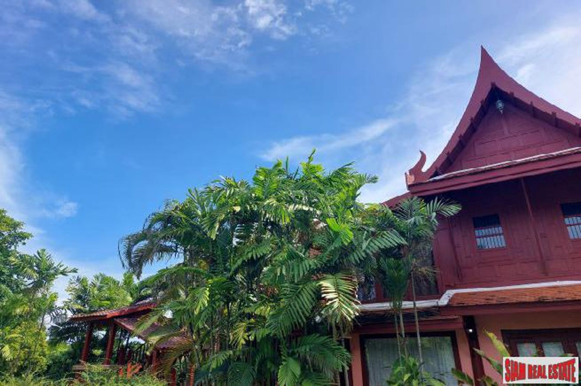 House in Tambon Wichit, Chang Wat Phuket 10121349