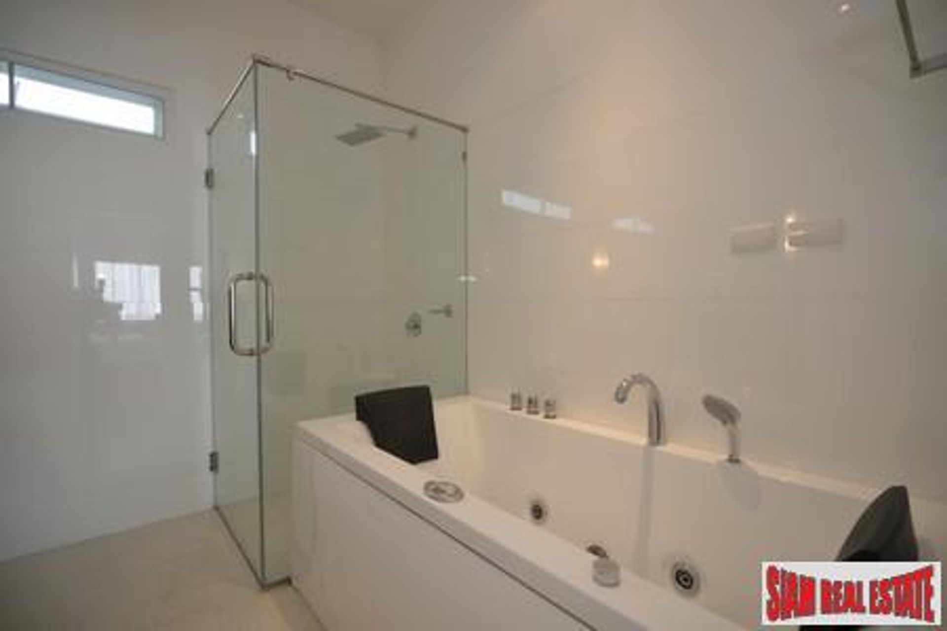 Condominio en Ban Khok Chang, Phuket 10121378