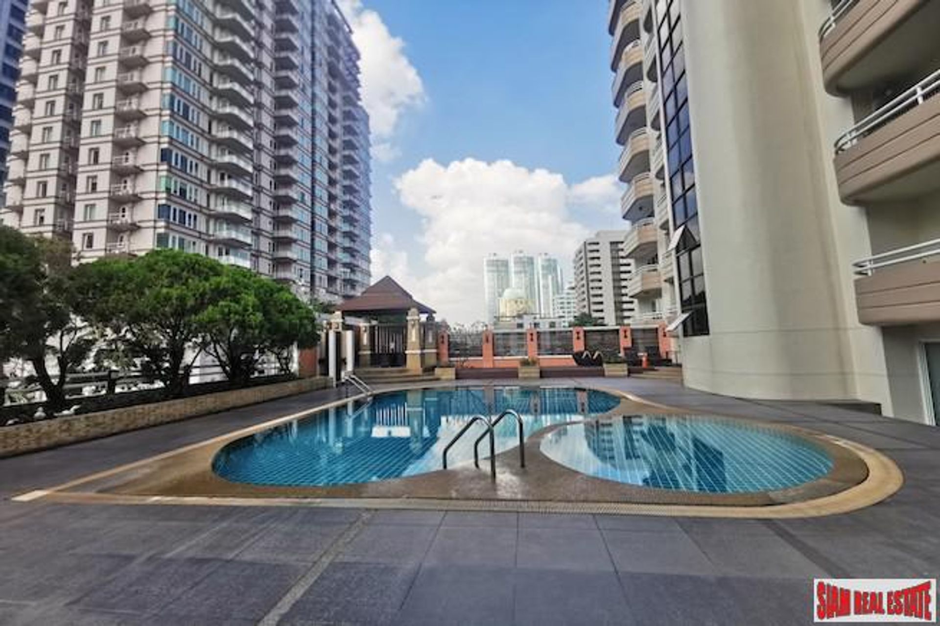 Condominium dans Khlong Toei, Krung Thep Maha Nakhon 10121389