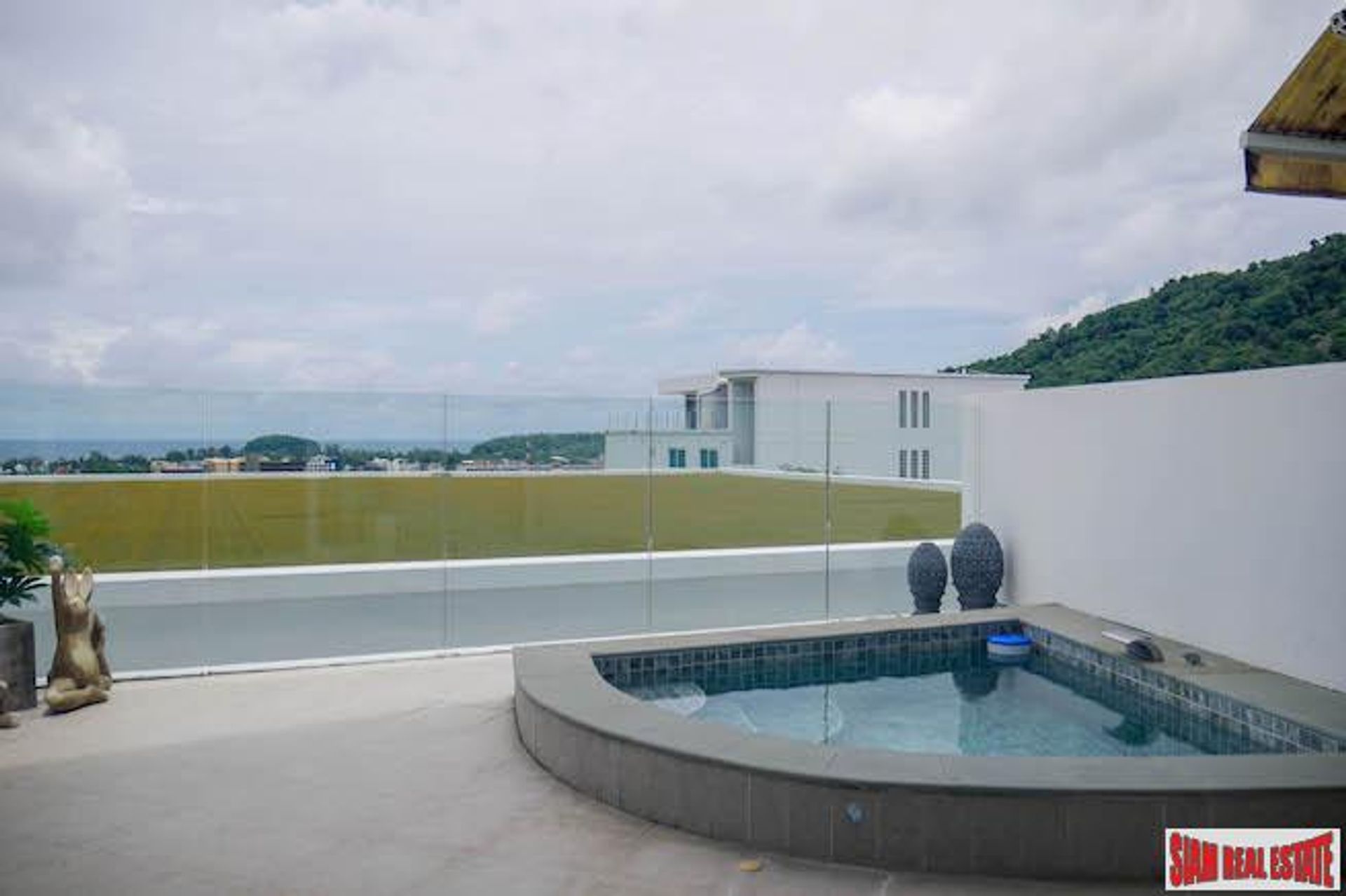 Condominio en Prohibición de Kata, Phuket 10121463