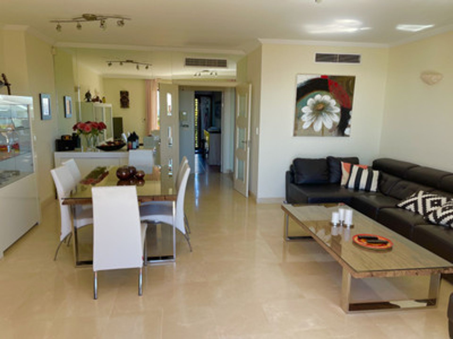 Condominium in Estepona, Andalusia 10121564