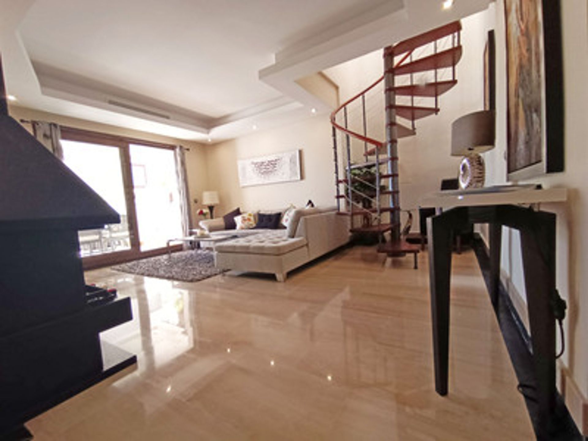 Condominium in Estepona, Andalusia 10121613