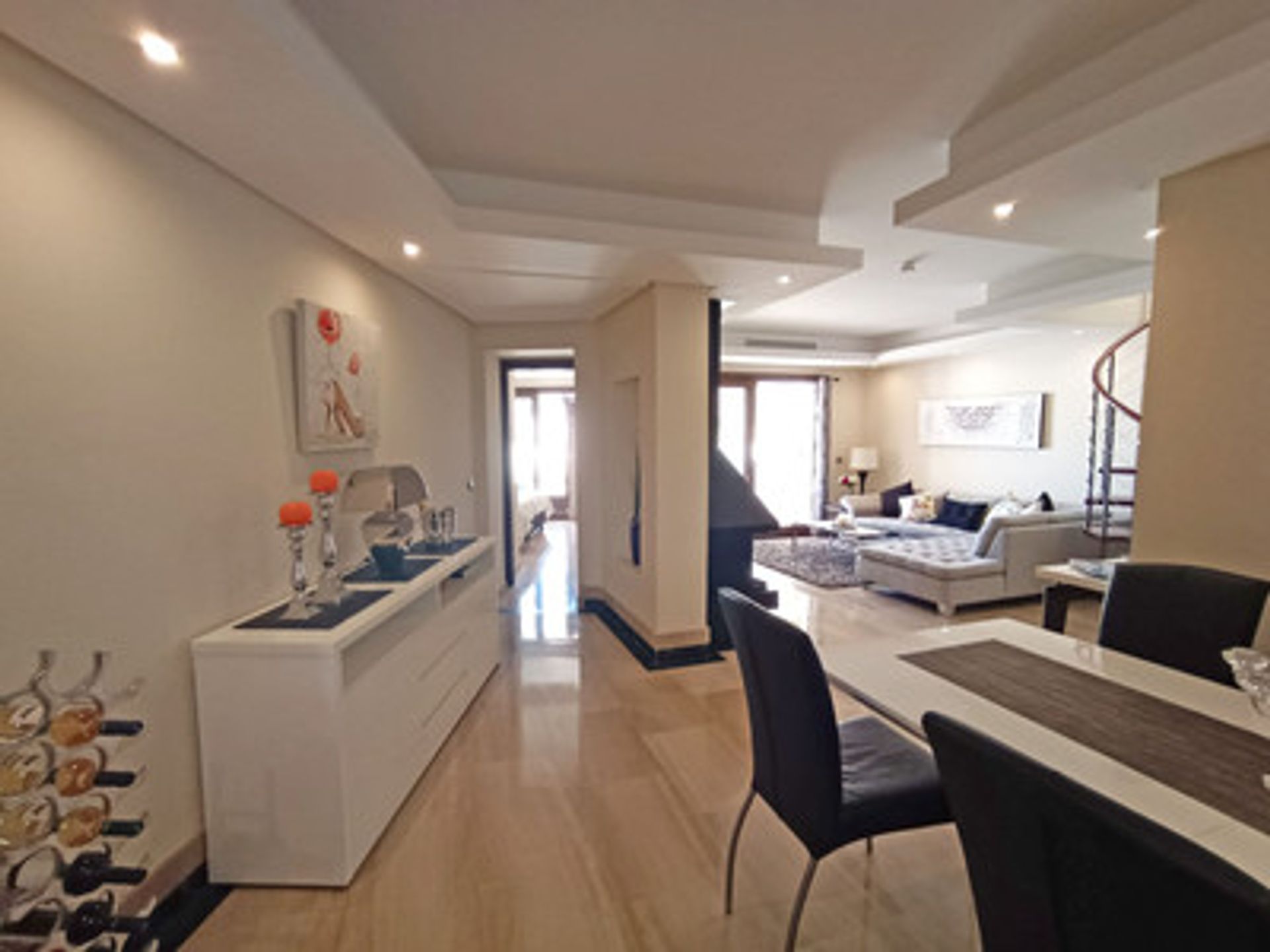 Condominium in Estepona, Andalusia 10121613