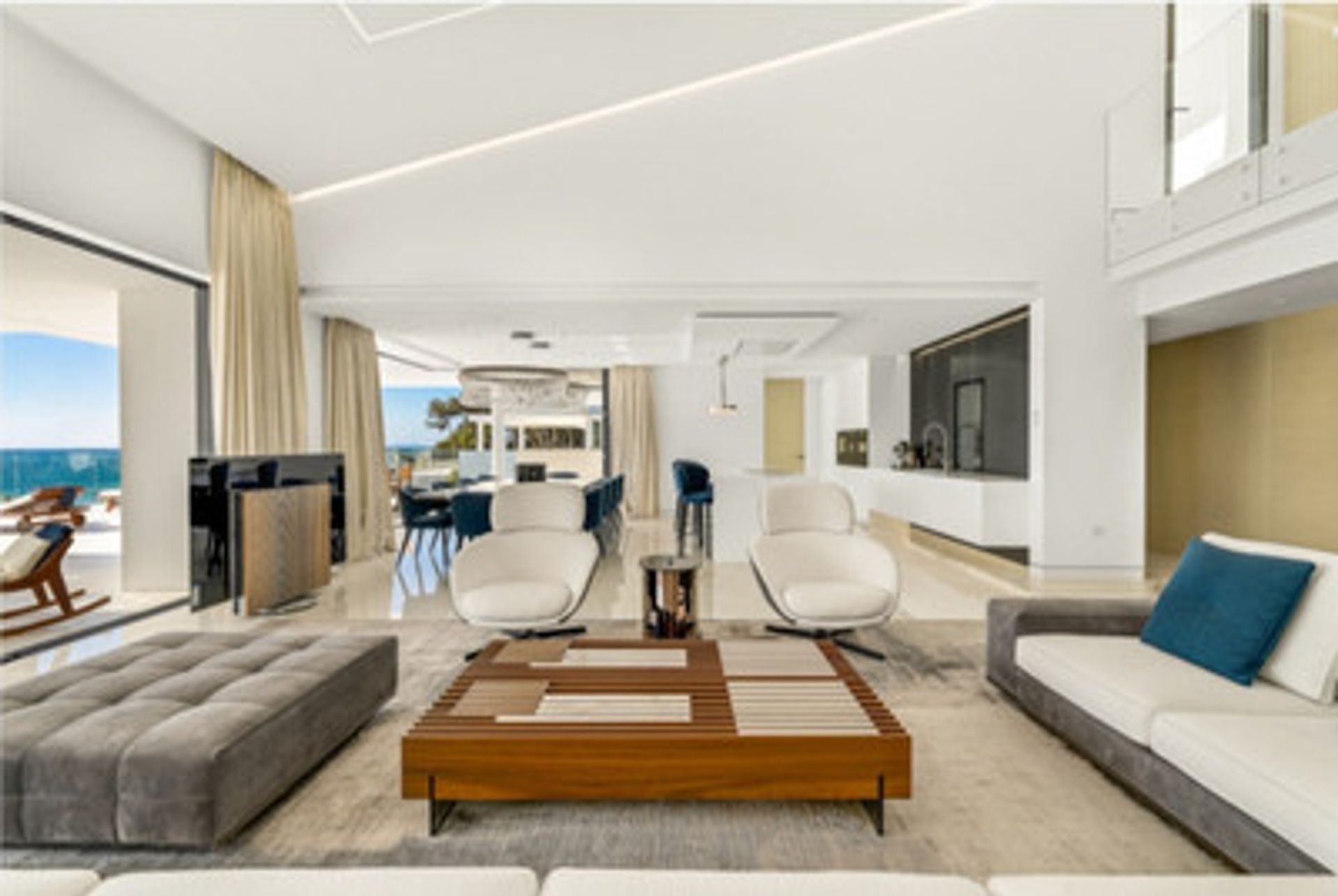 Condominium in Marbella, Andalucía 10121825