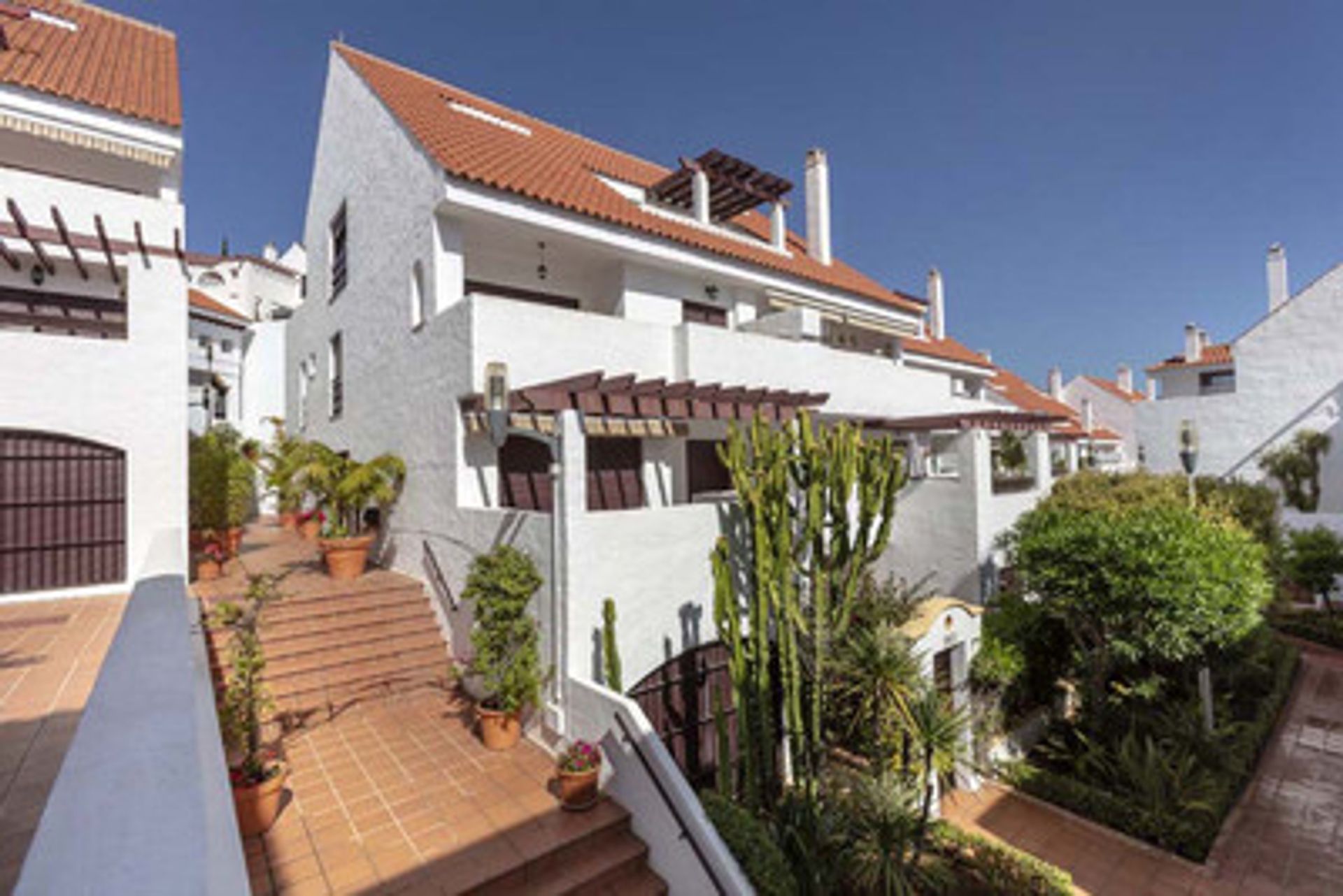 Condominium in El Angel, Andalusia 10122409