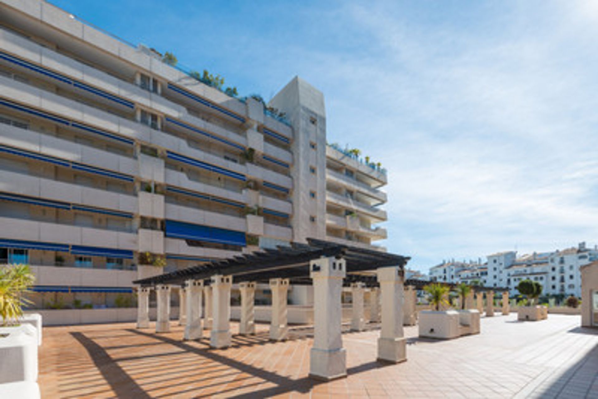 Condominio en , Andalusia 10122500