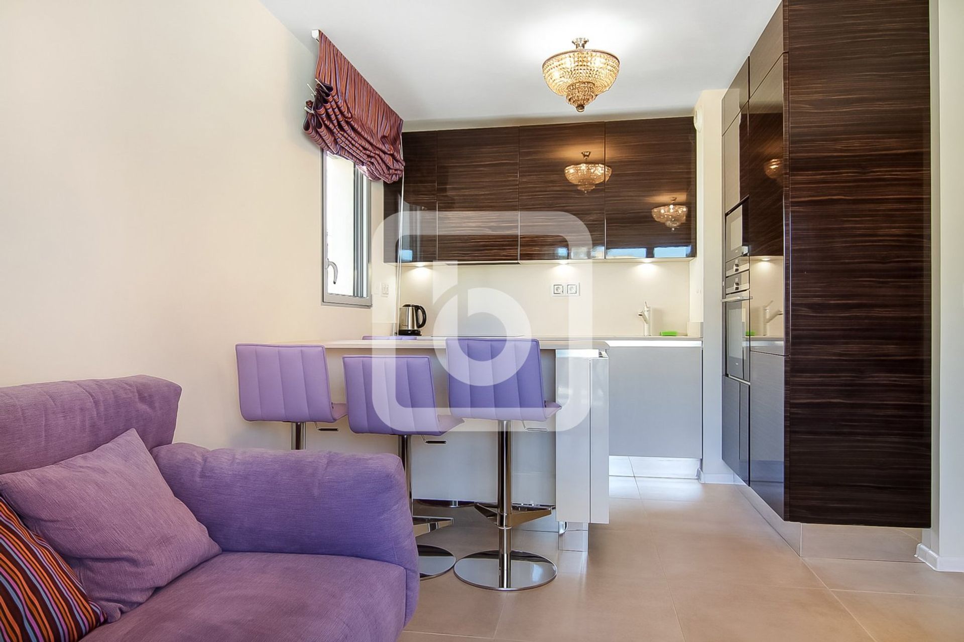 Condominium in Nice, Provence-Alpes-Côte d'Azur 10123330