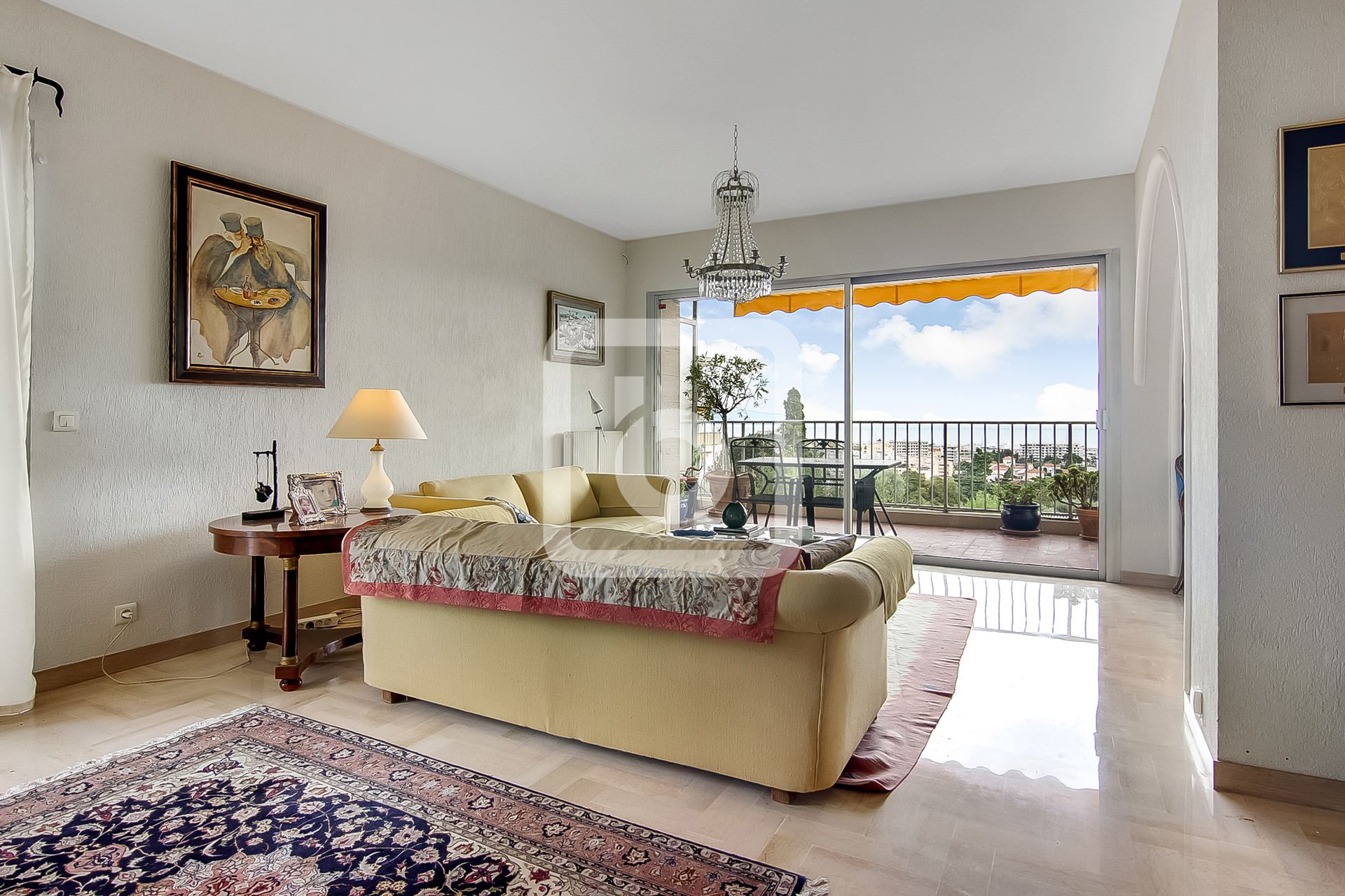 Condominium in Antibes, Provence-Alpes-Côte d'Azur 10123802