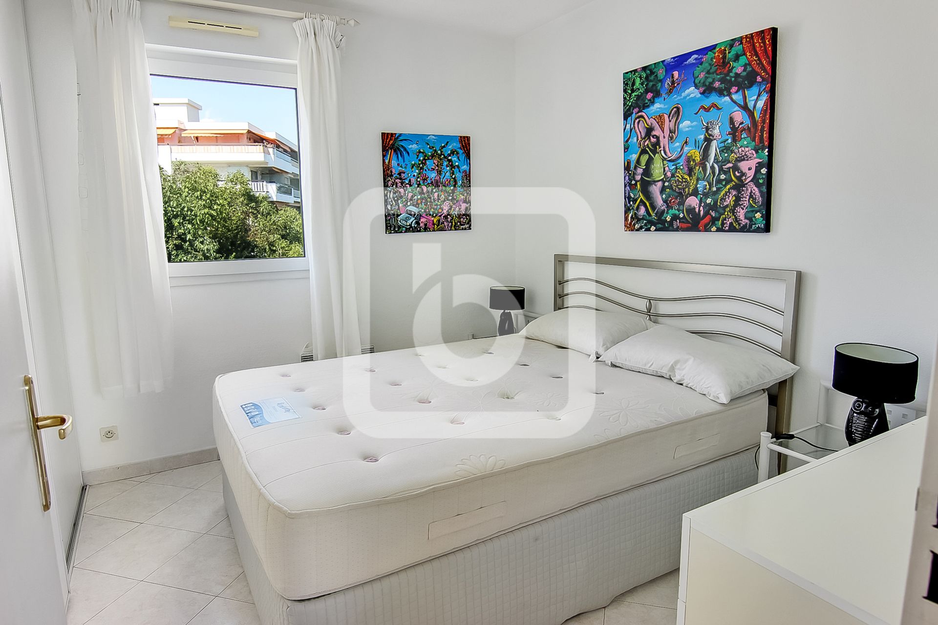 Condominium dans Golfe Juan, Provence-Alpes-Côte d'Azur 10123913