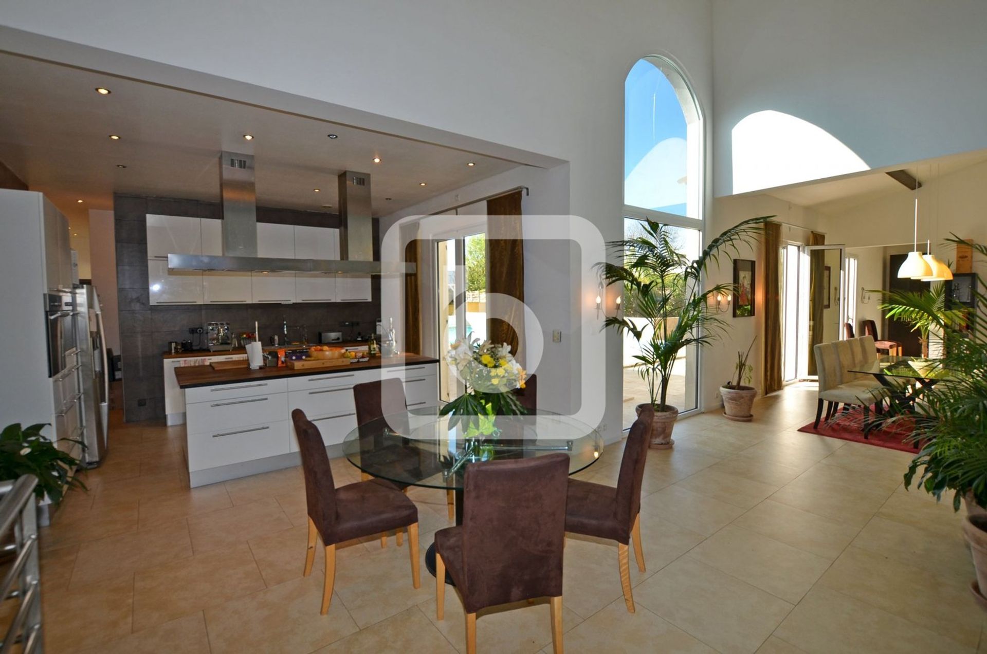 Huis in Mougins, Provence-Alpes-Côte d'Azur 10124055