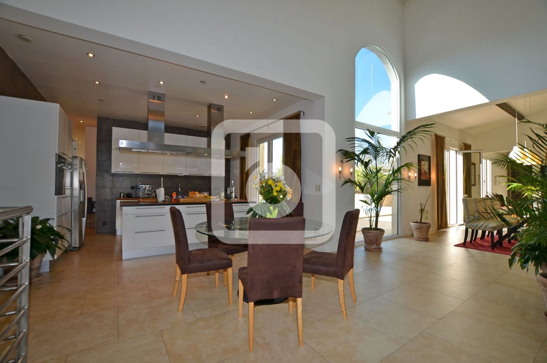 Huis in Mougins, Provence-Alpes-Côte d'Azur 10124055