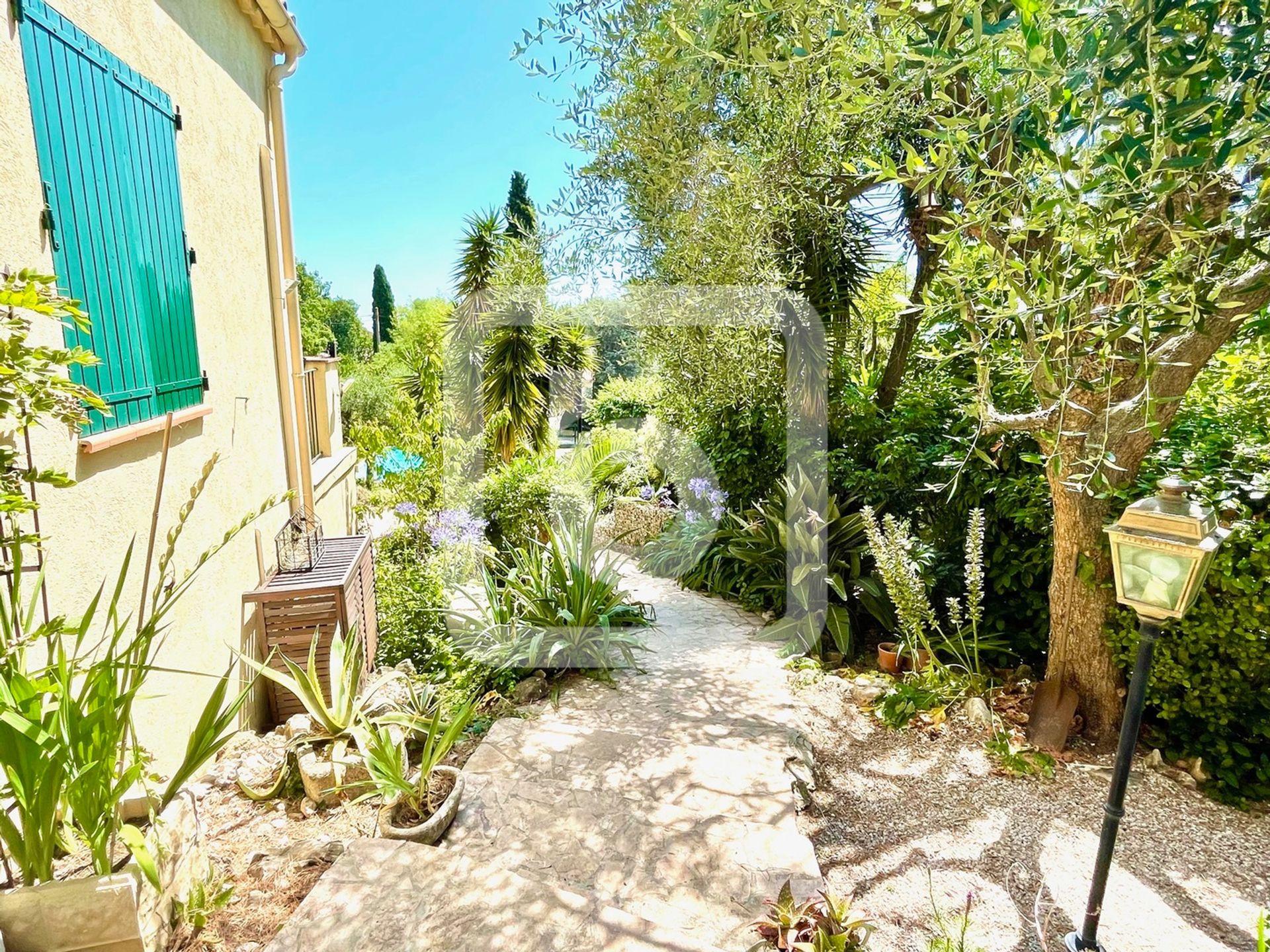 casa no Valbonne, Provence-Alpes-Côte d'Azur 10124073