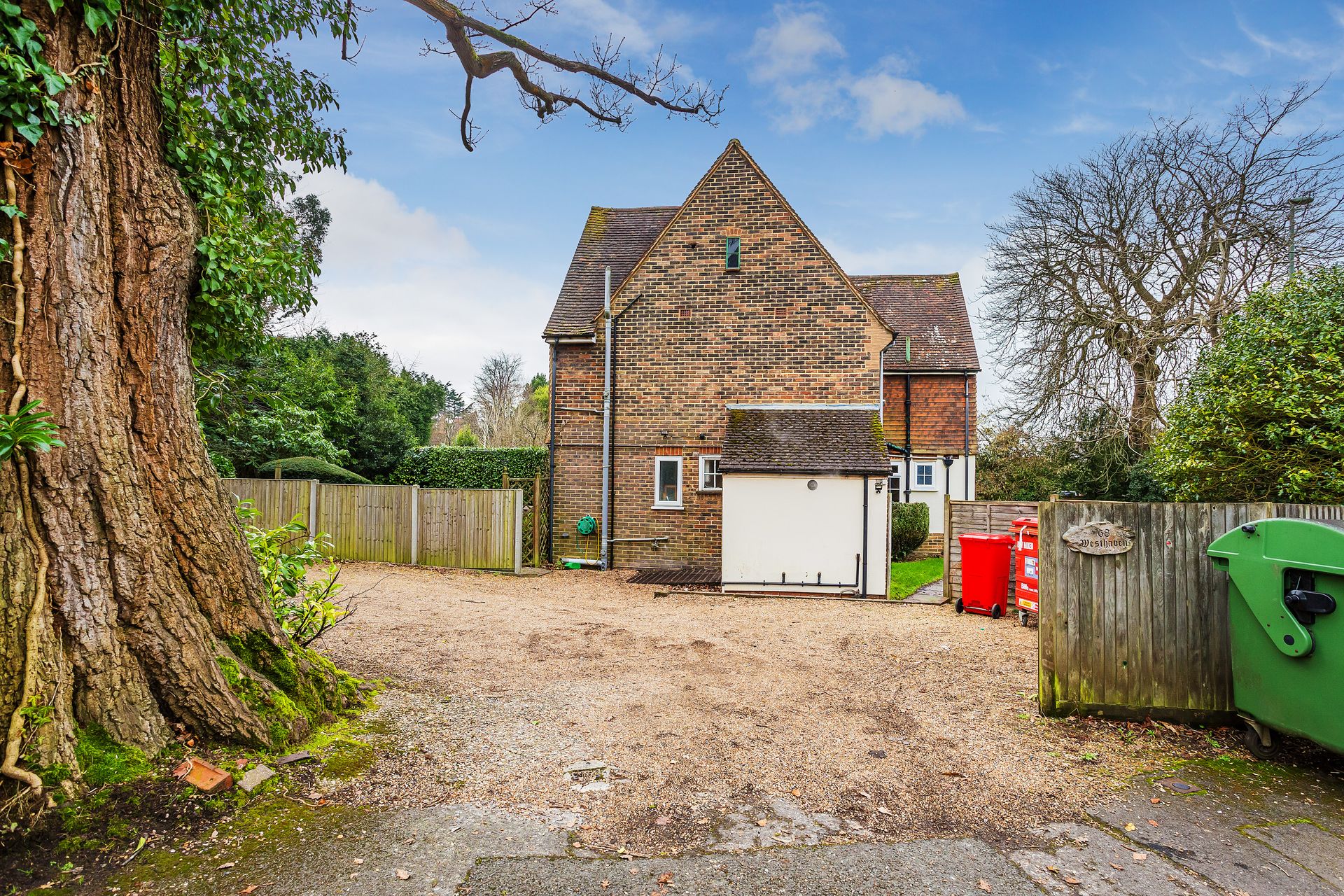 House in , England 10124375