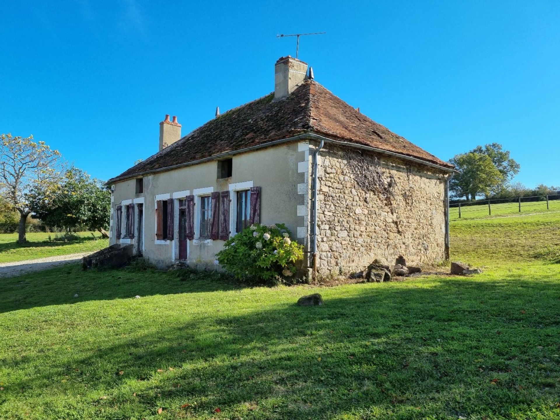 Lain di Saint-Hilaire, Auvergne-Rhone-Alpes 10124383