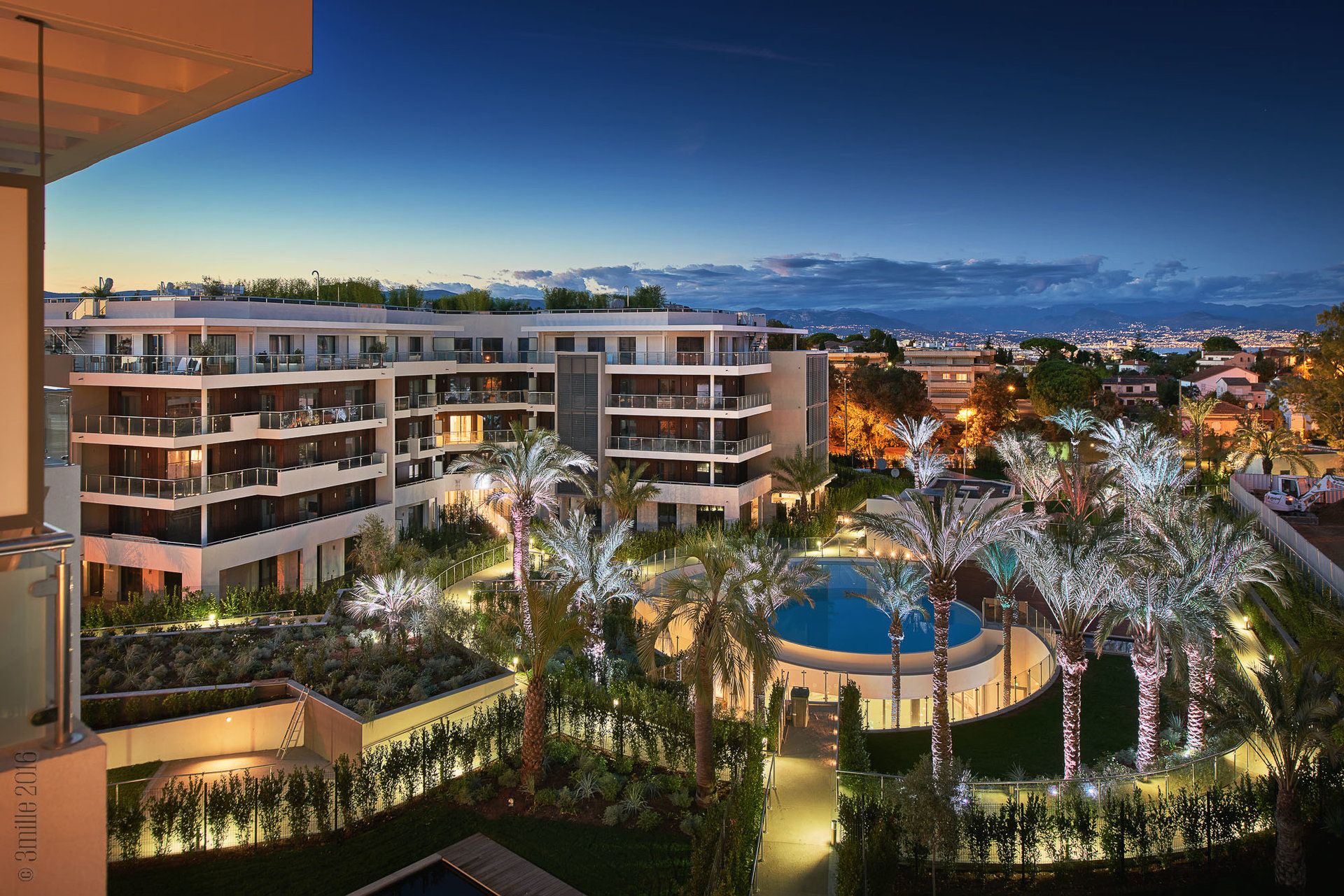 Condominium in Juan-les-Pins, Provence-Alpes-Cote d'Azur 10125194