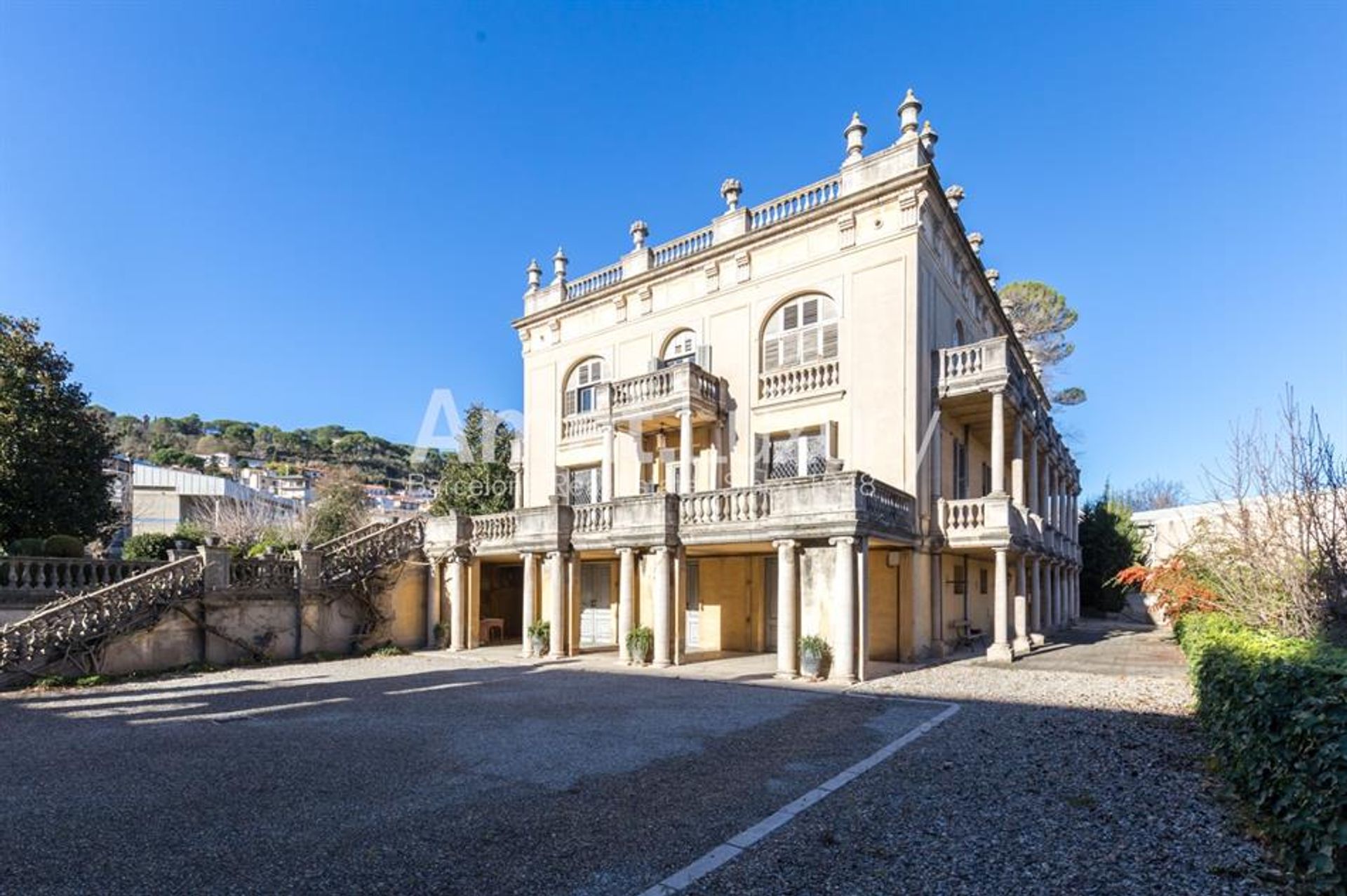 rumah dalam Barcelona, Catalonia 10126340