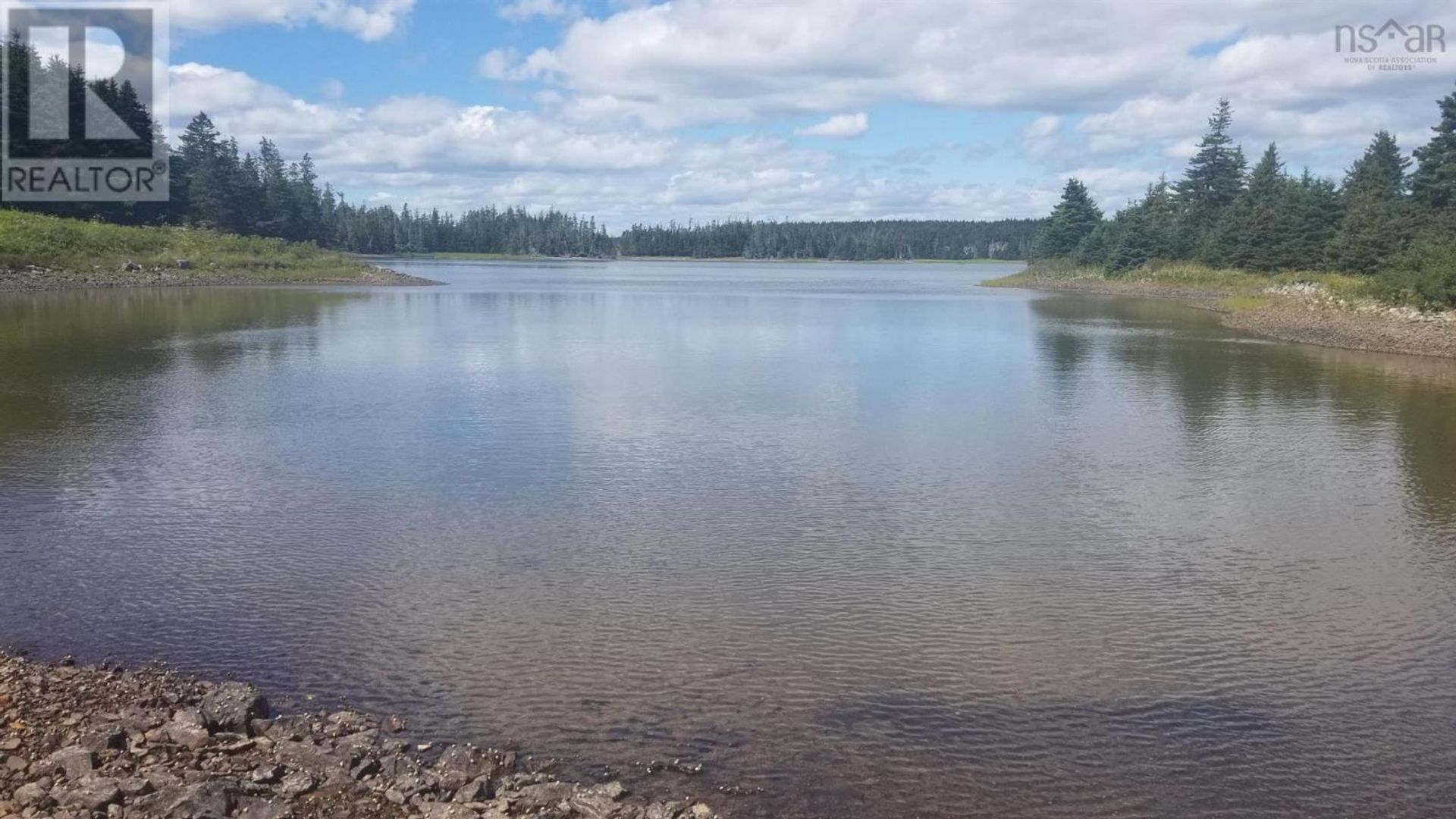 ארץ ב D'Escousse, Nova Scotia 10126891