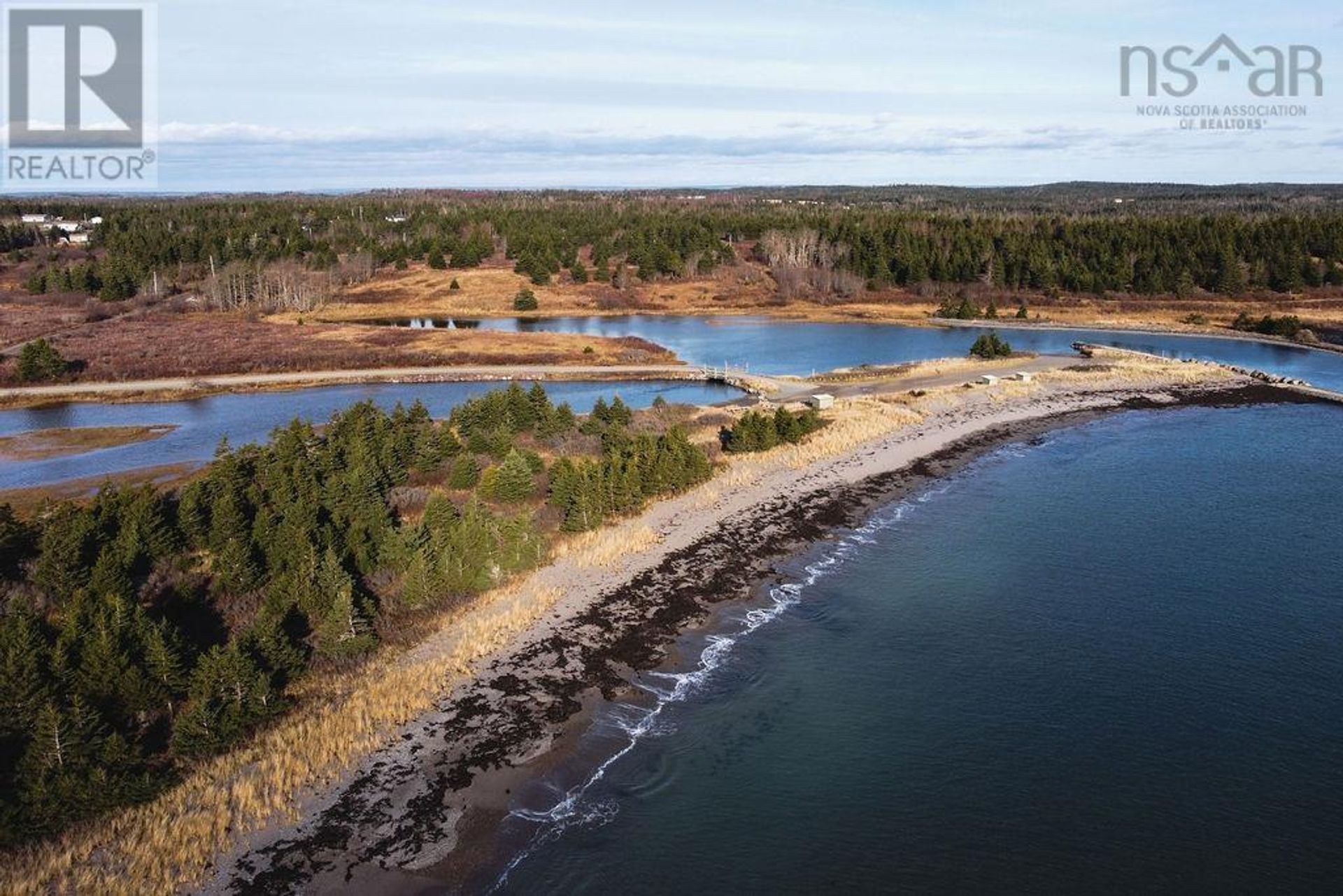 rumah dalam Pelabuhan Hawkesbury, Nova Scotia 10126897