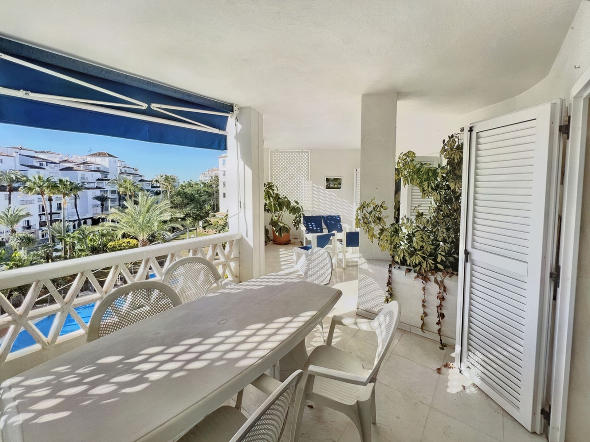 Condominium dans Marbella, Andalusia 10127430