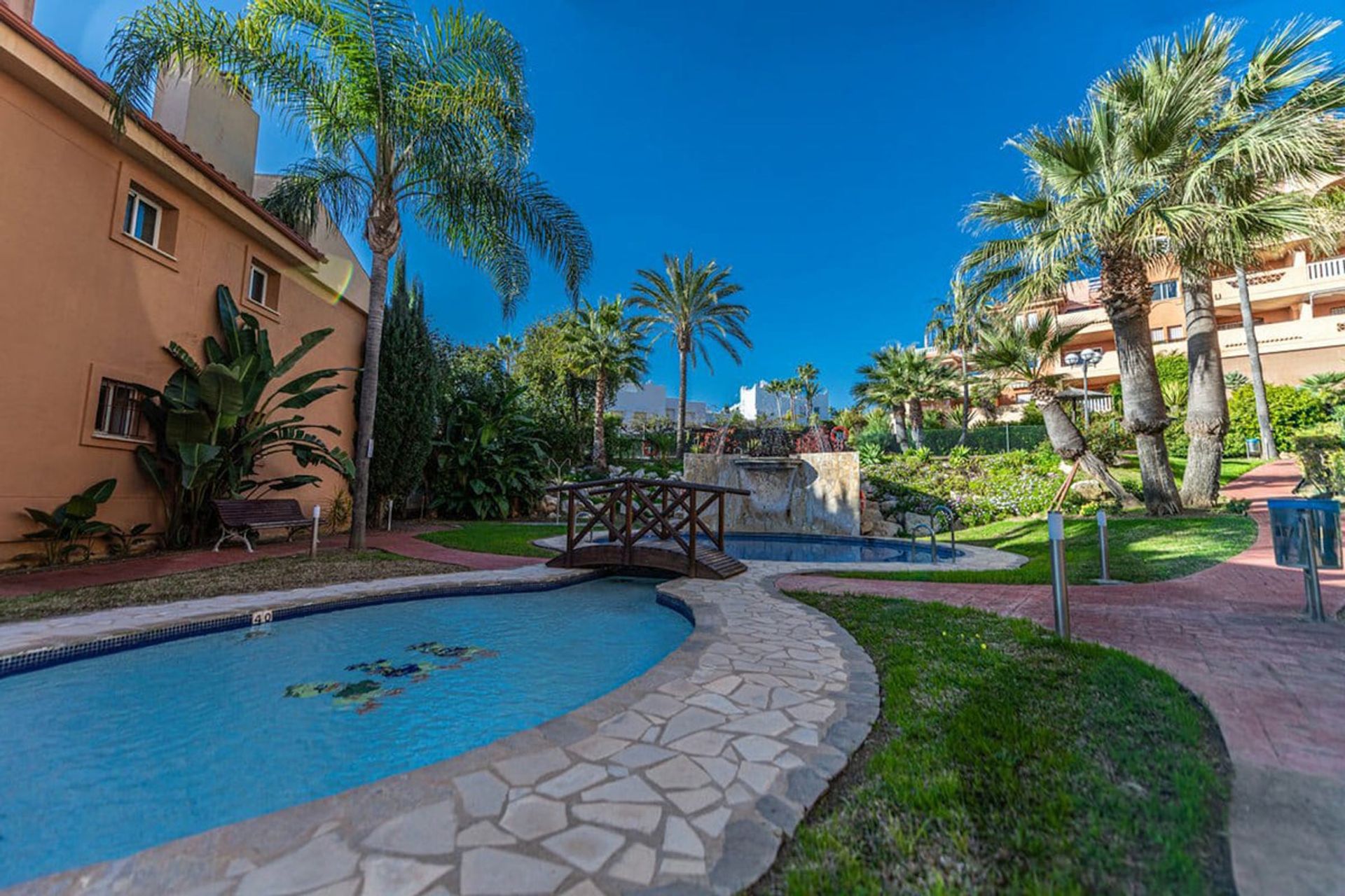 Condominium dans Marbella, Andalucía 10127494