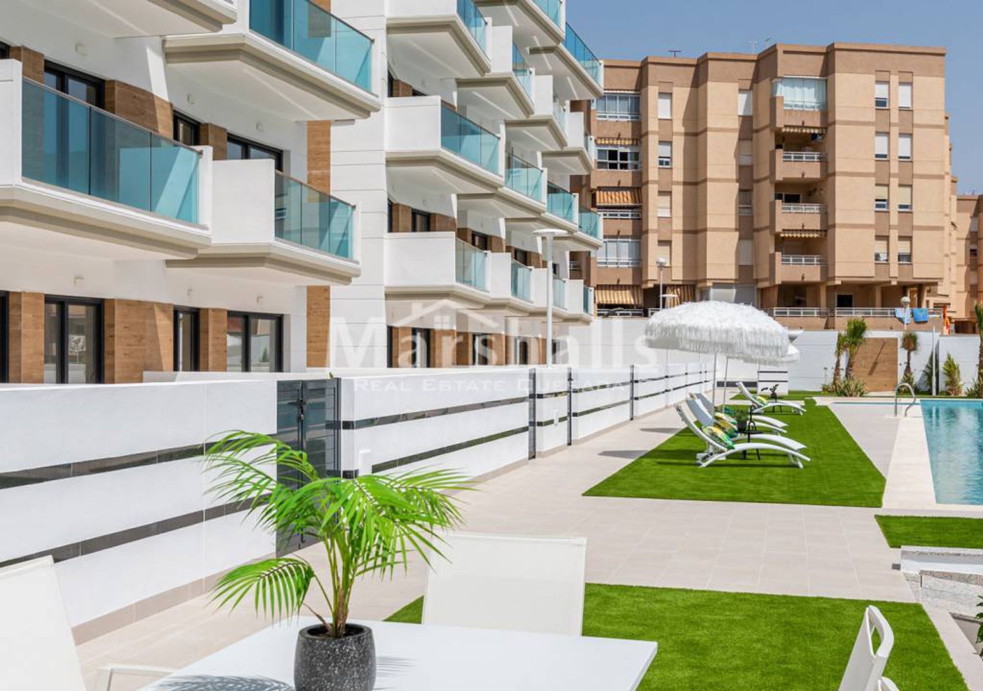 Condominio en Guardamar del Segura, Valencian Community 10128012