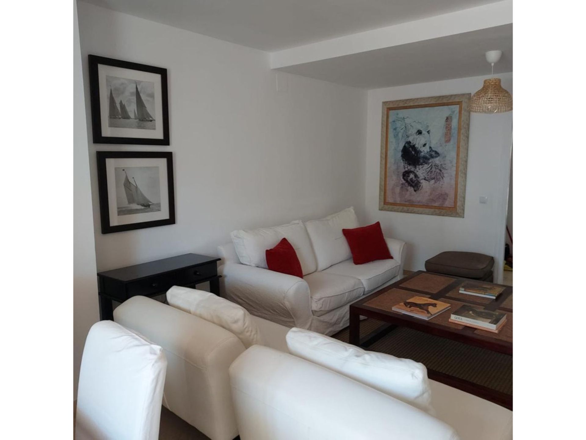 Condominium dans Estepona, Andalucía 10128059