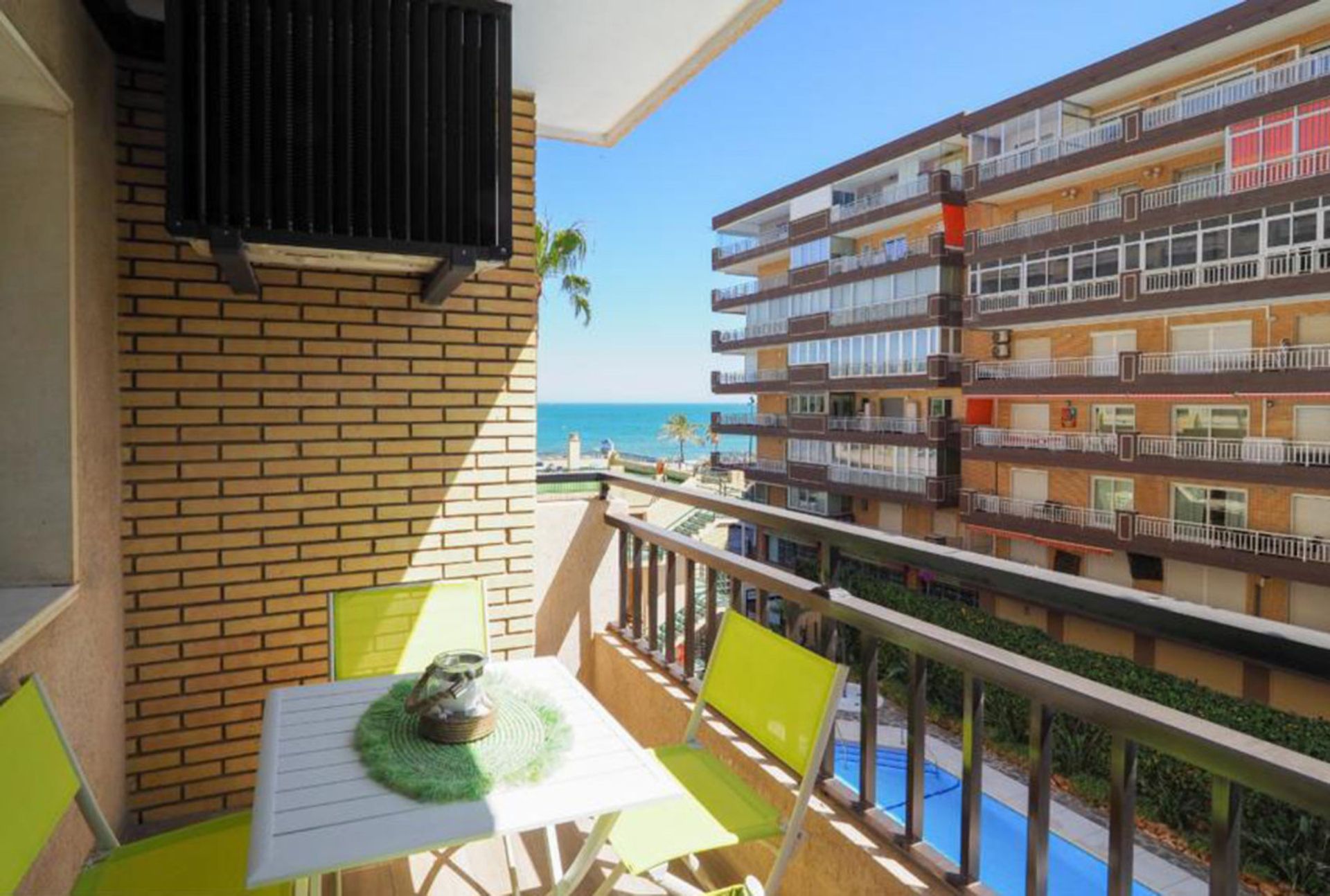 Condominio nel Santa Fe de los Boliches, Andalusia 10128211