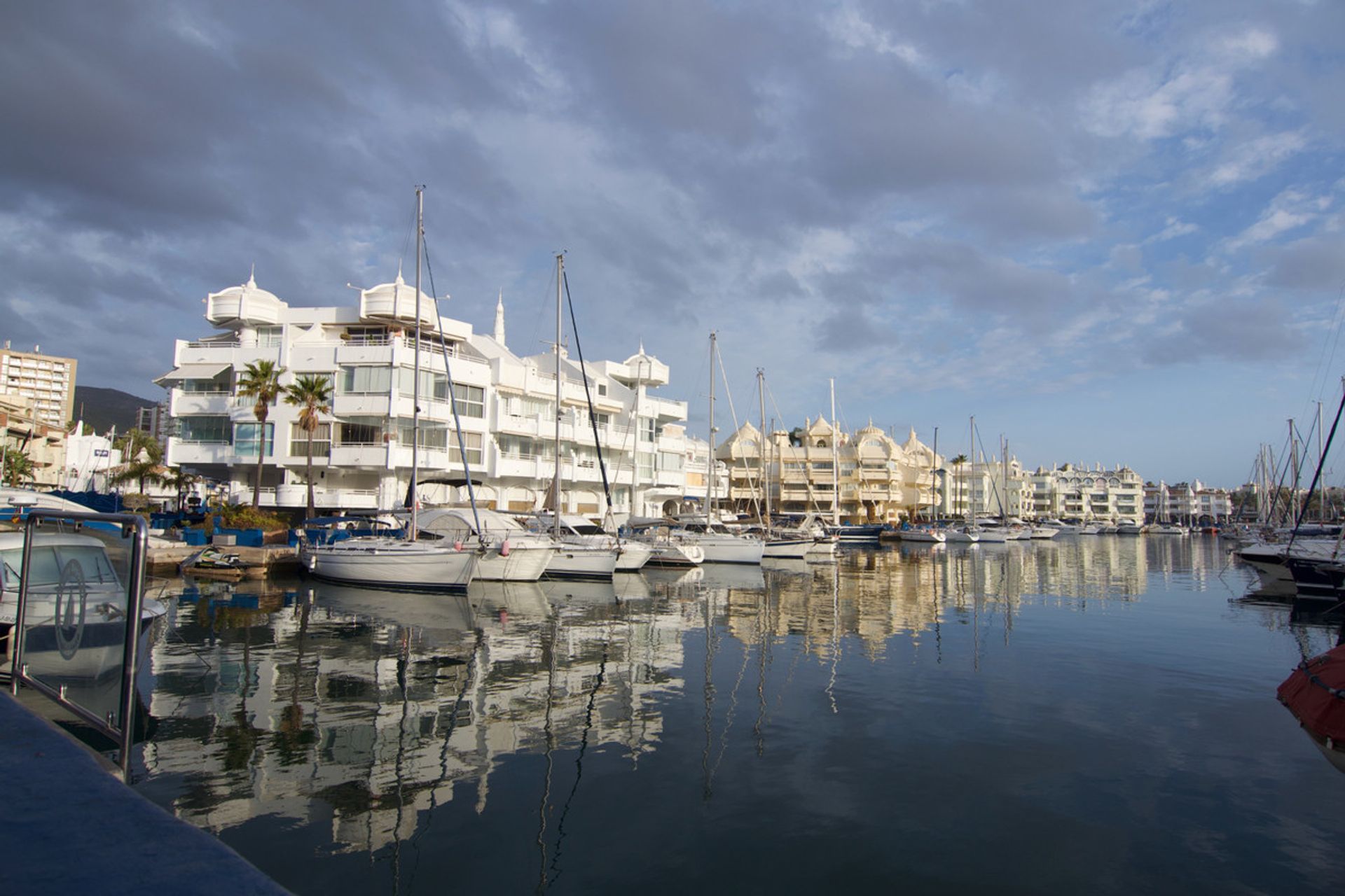 公寓 在 Benalmádena, Andalusia 10128221