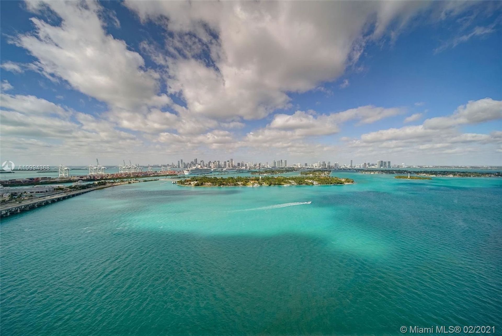 Osakehuoneisto sisään Fisher Island, Florida 10128632