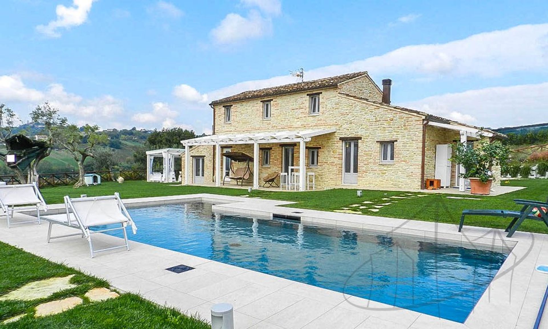 casa no Monte Vidon Corrado, Marche 10128923