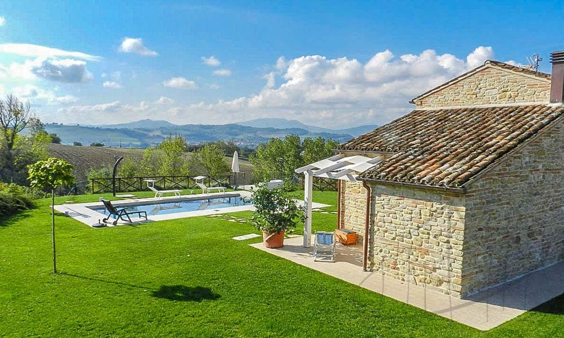 casa no Monte Vidon Corrado, Marche 10128923