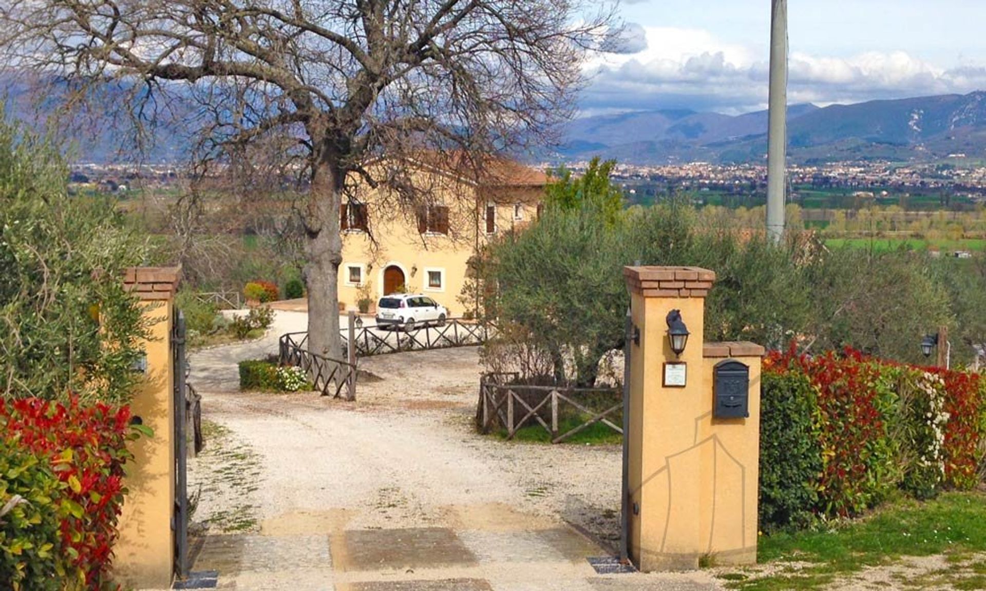 rumah dalam Montefalco, Umbria 10128925